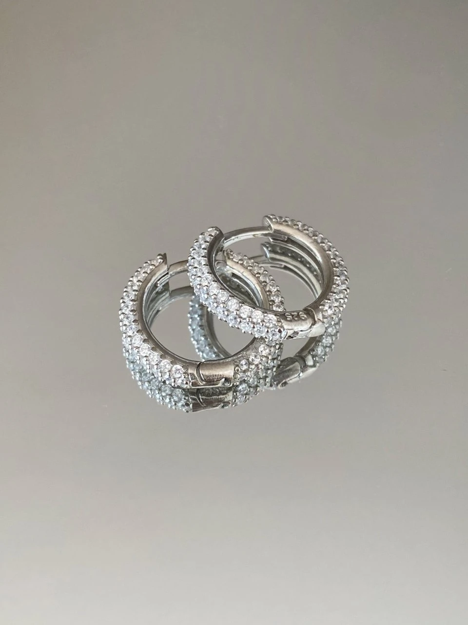 925 Gümüş | 1.1 Taşlı Halka Küpe