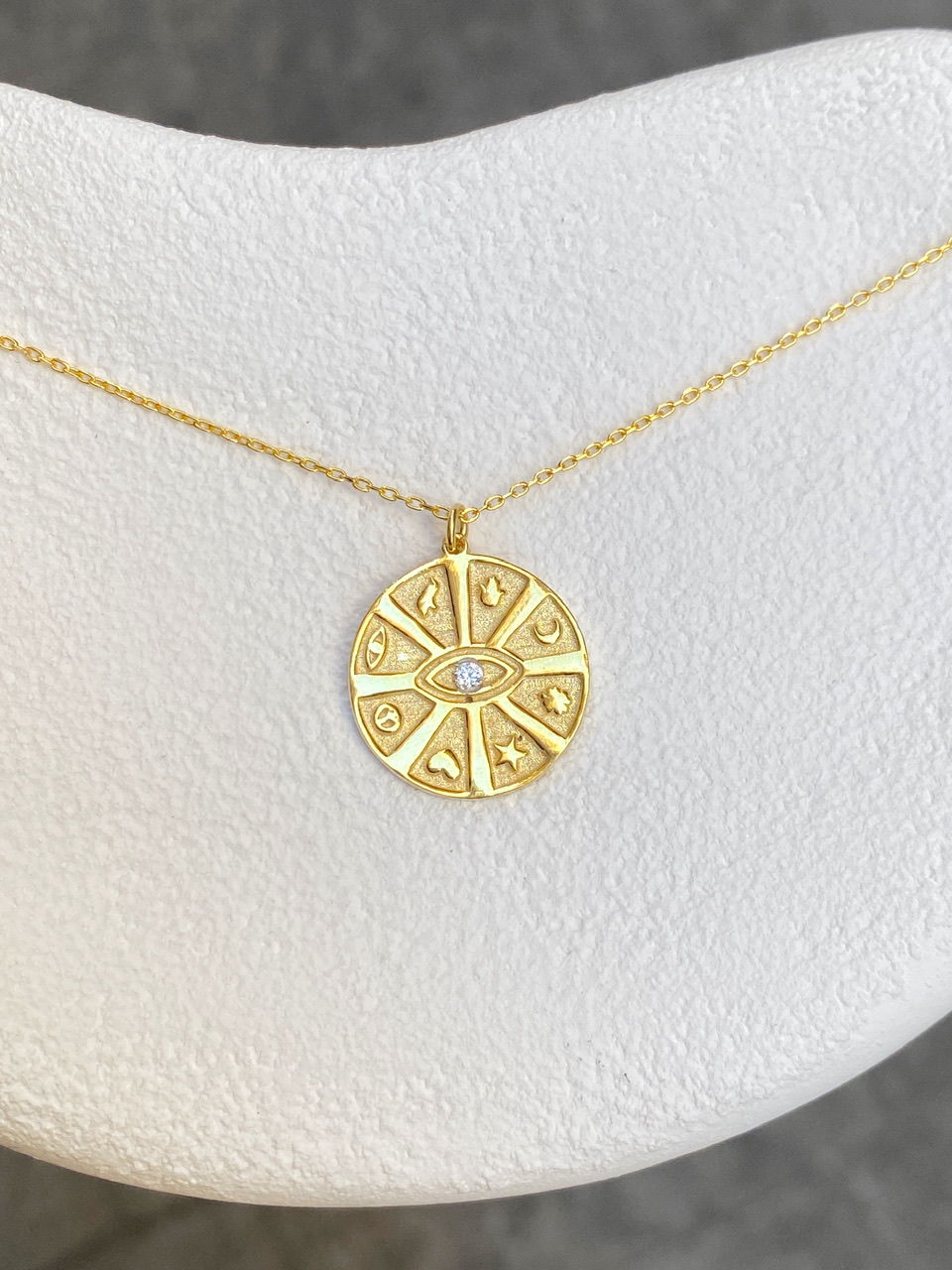 925 Gümüş | Etnik Sembollü Yuvarlak Madalyon Kolye