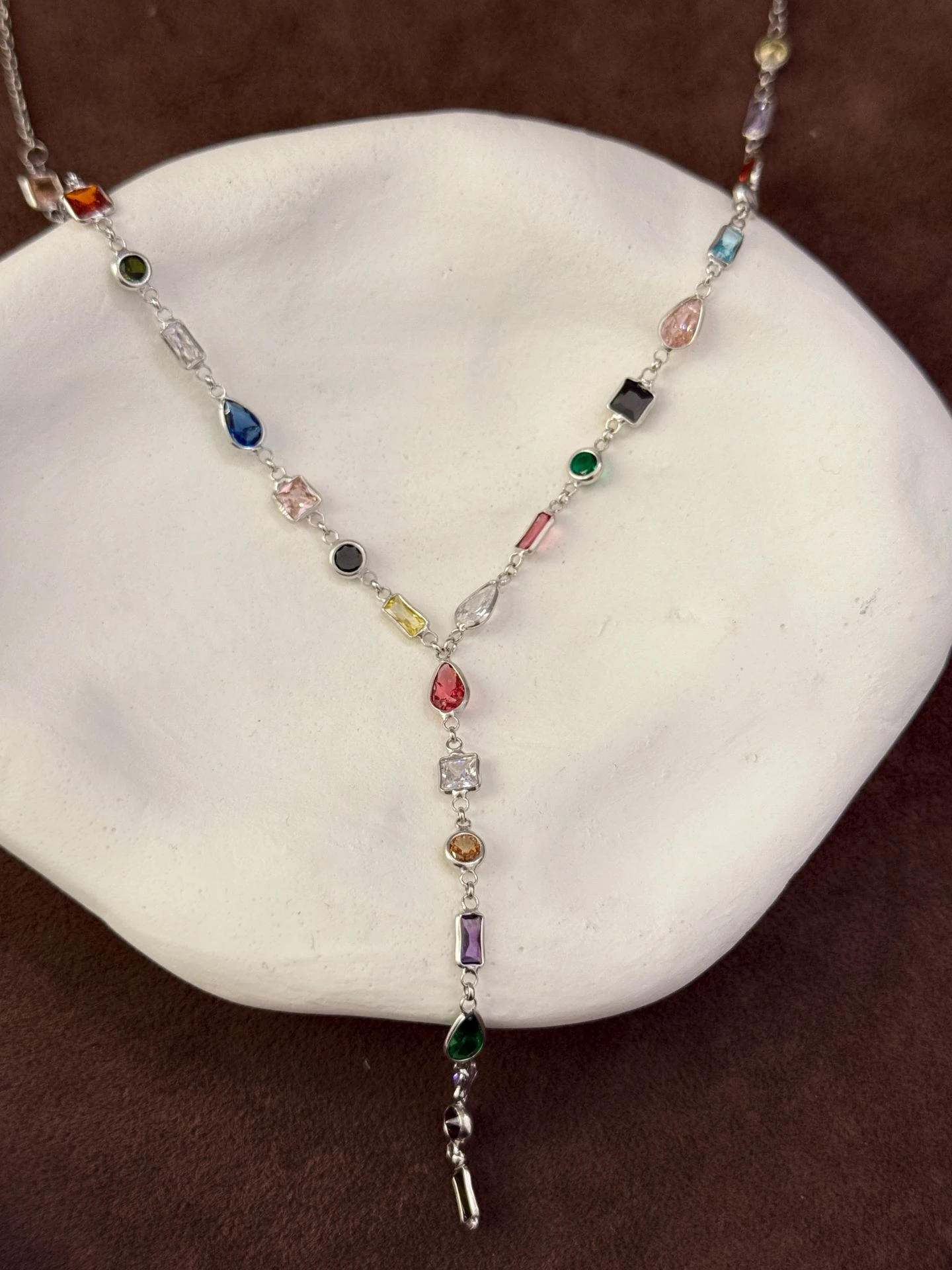 925 Gümüş | Renkli Asimetrik Taşlı Y Zincir Kolye