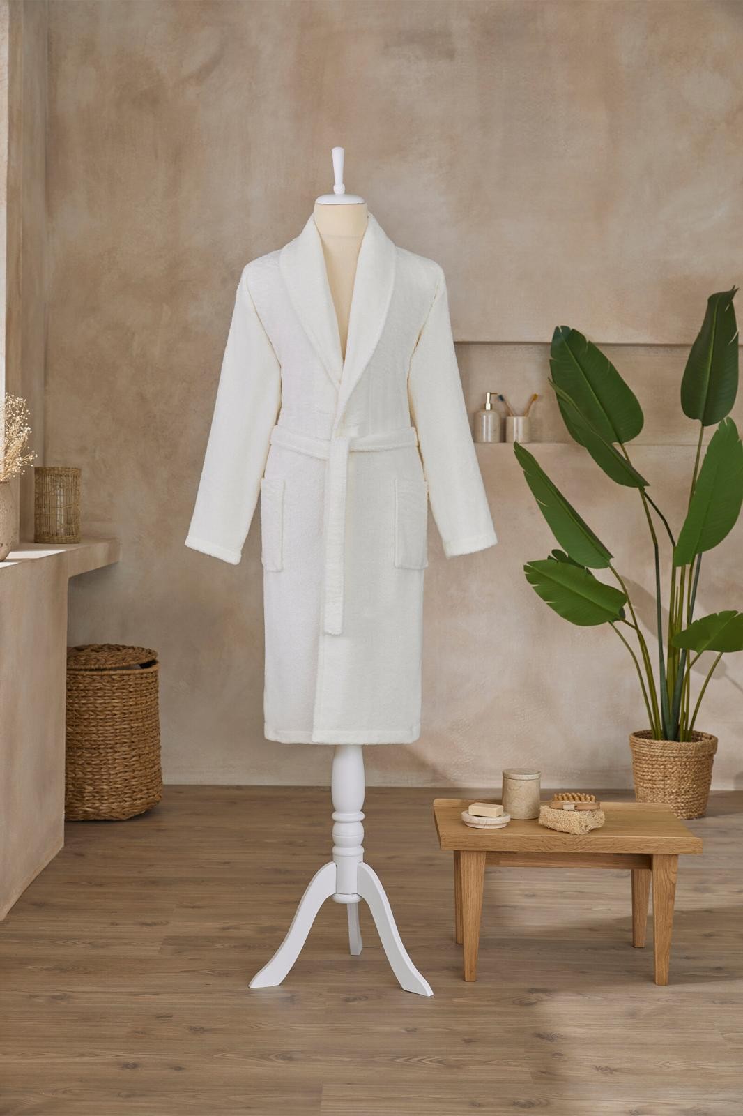 Colourist Unisex Bathrobe - Pearl / Cream