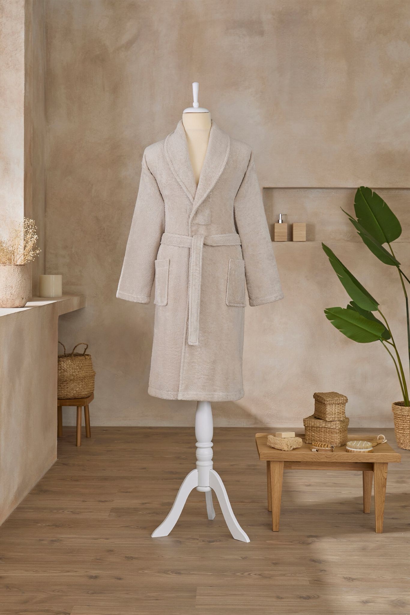Colourist Unisex Bathrobe - Beige/Champagne