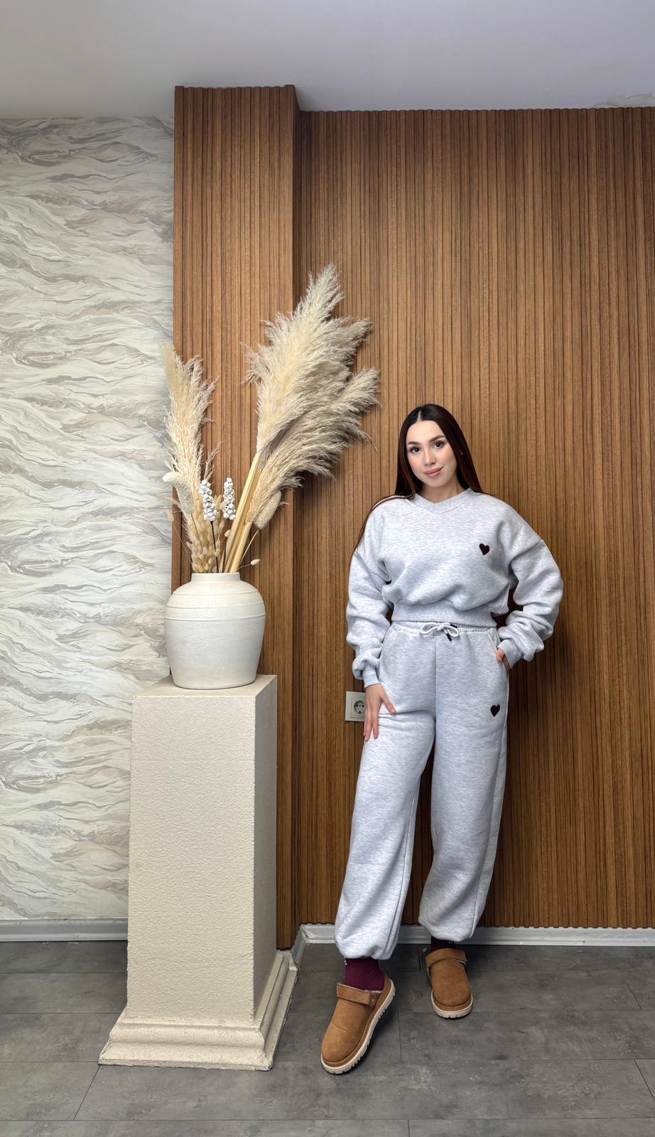 Kalp Nakışlı İçi Şardonlu Üç İplik Eşofman Takımı