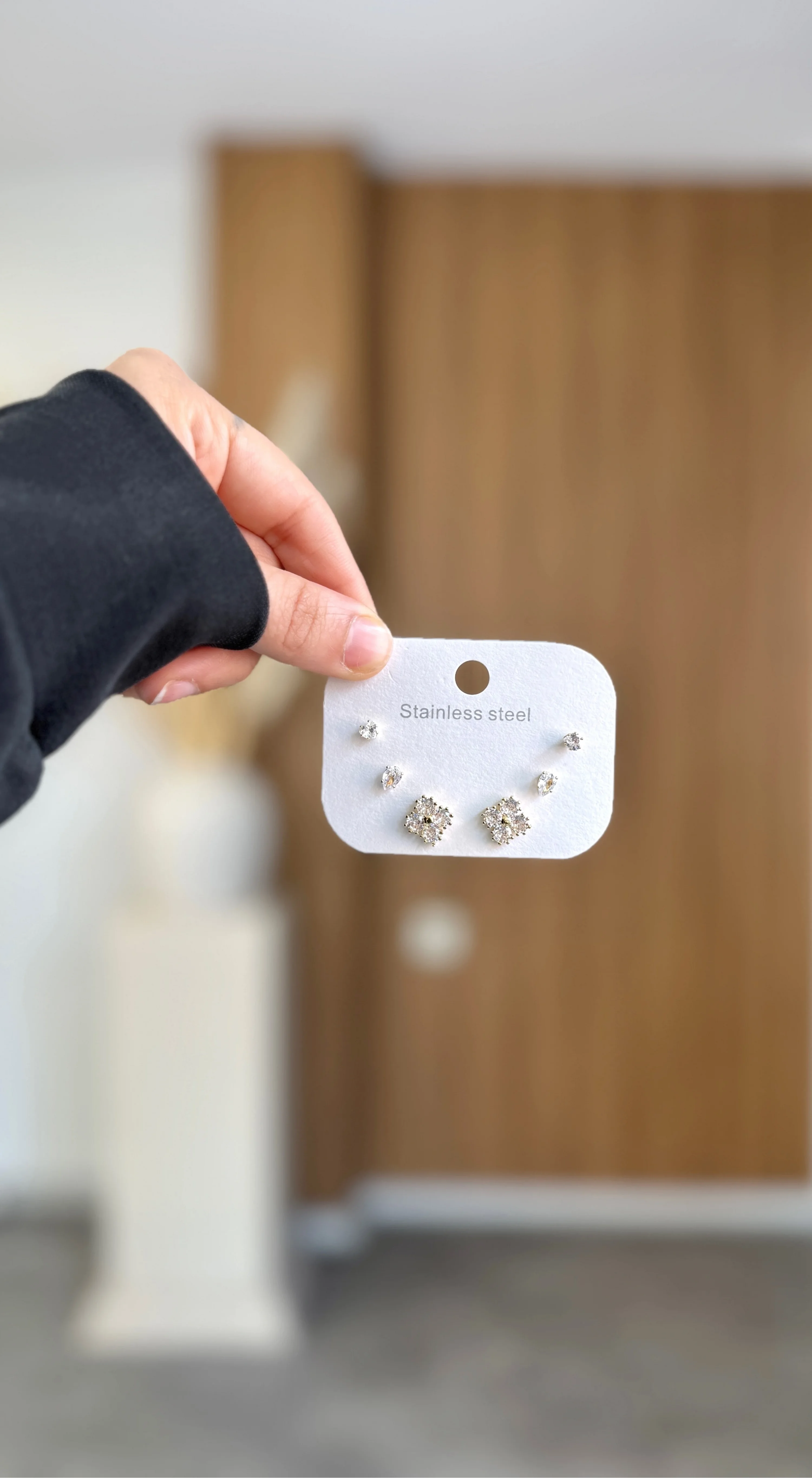 3’lü Gold Taşlı Küpe