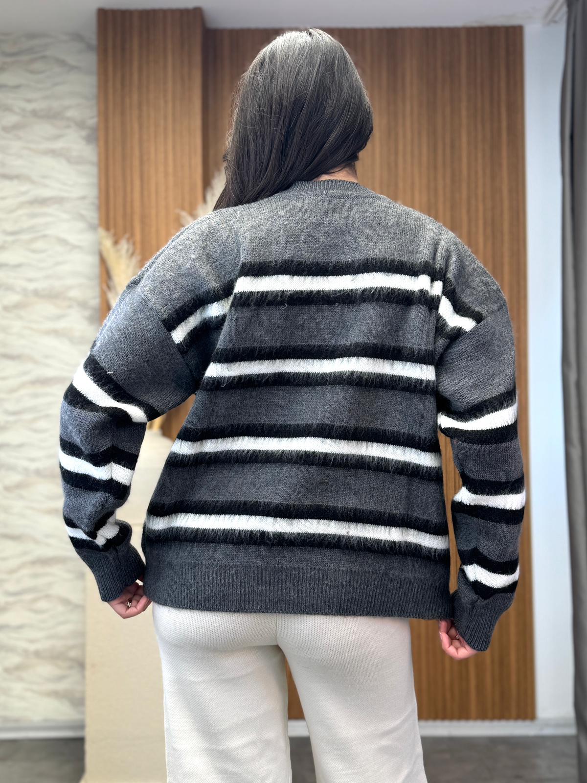 Çizgili Şardonlu Kazak