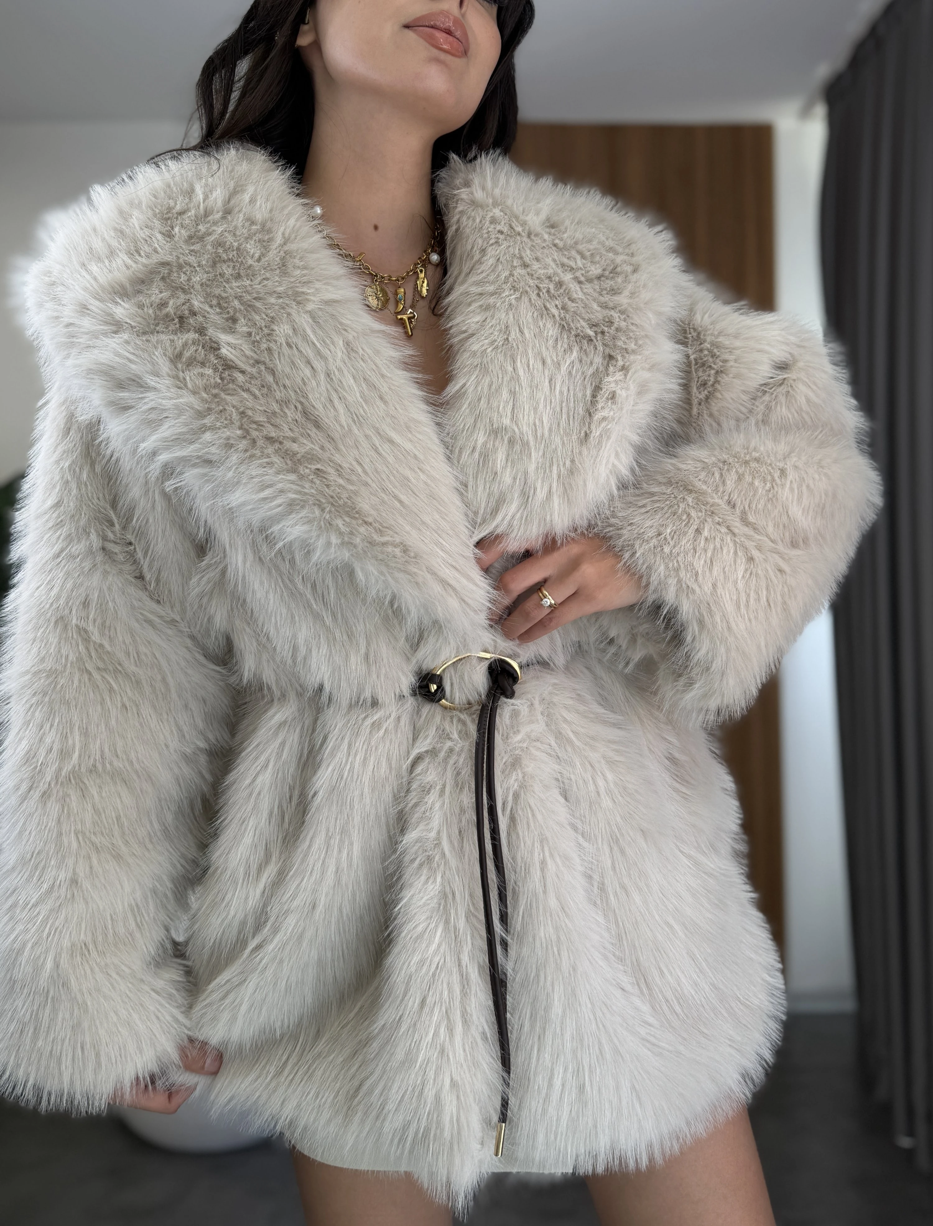 Toka Detay Kemerli Kürk