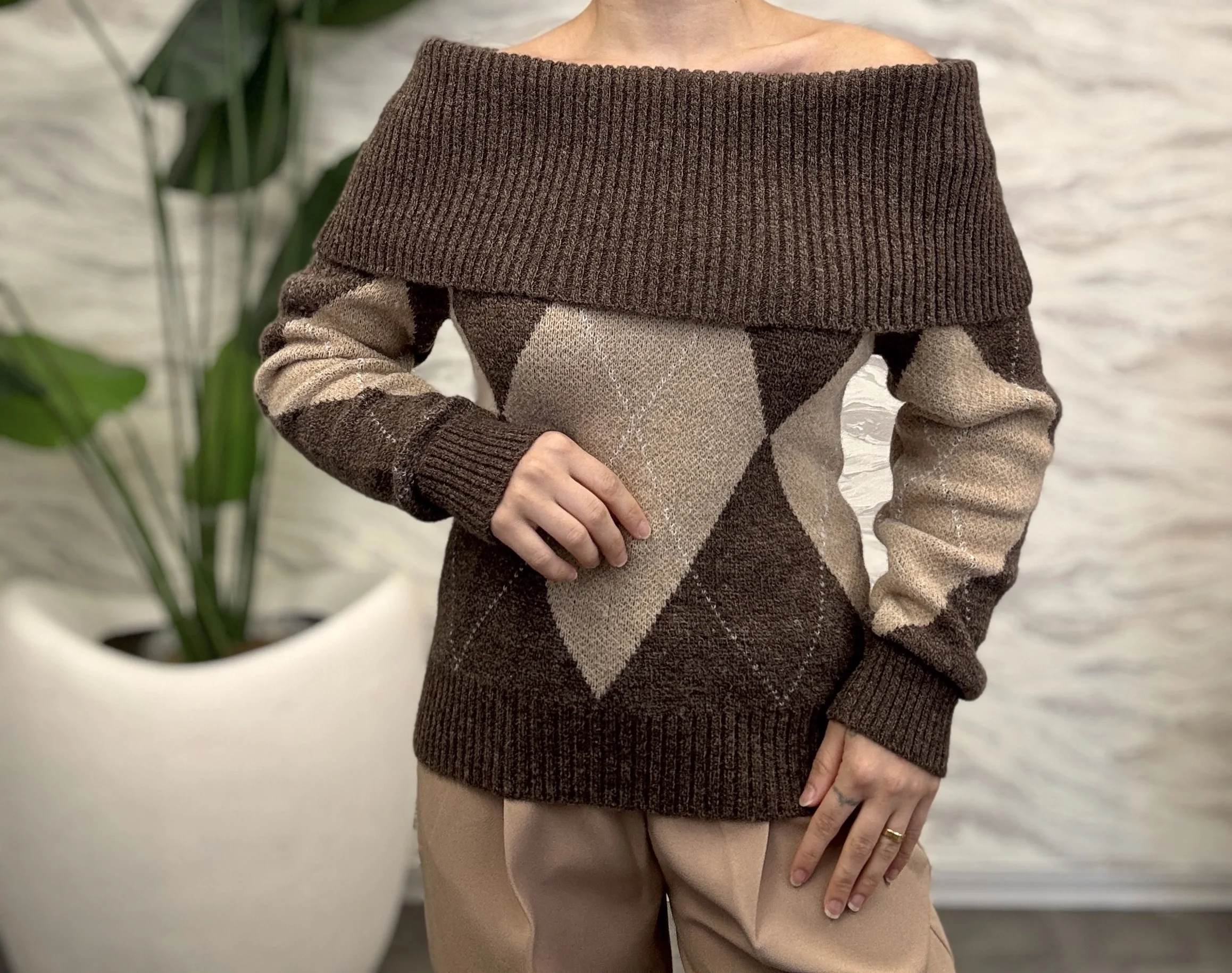 Baklava Desenli Madonna Kazak