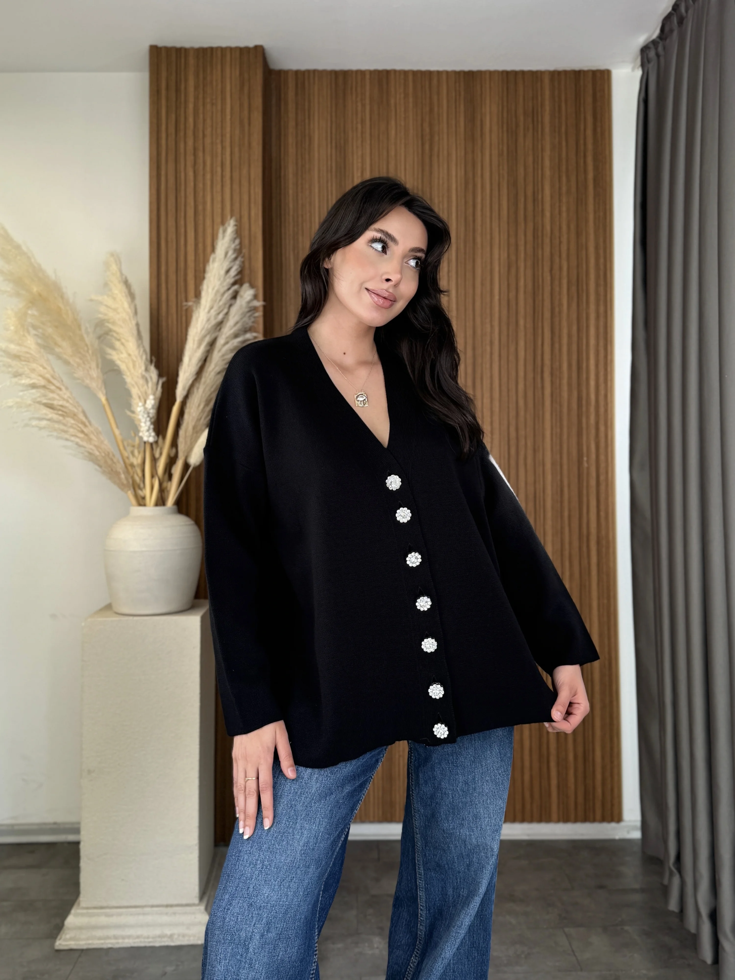 Taşlı Düğmeli Oversize Hırka