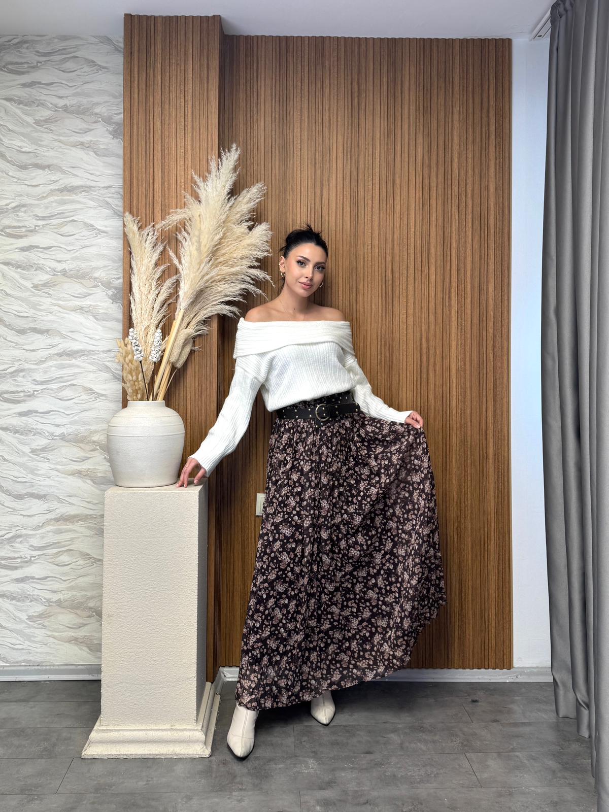 Kemer Detaylı Şifon Elbise