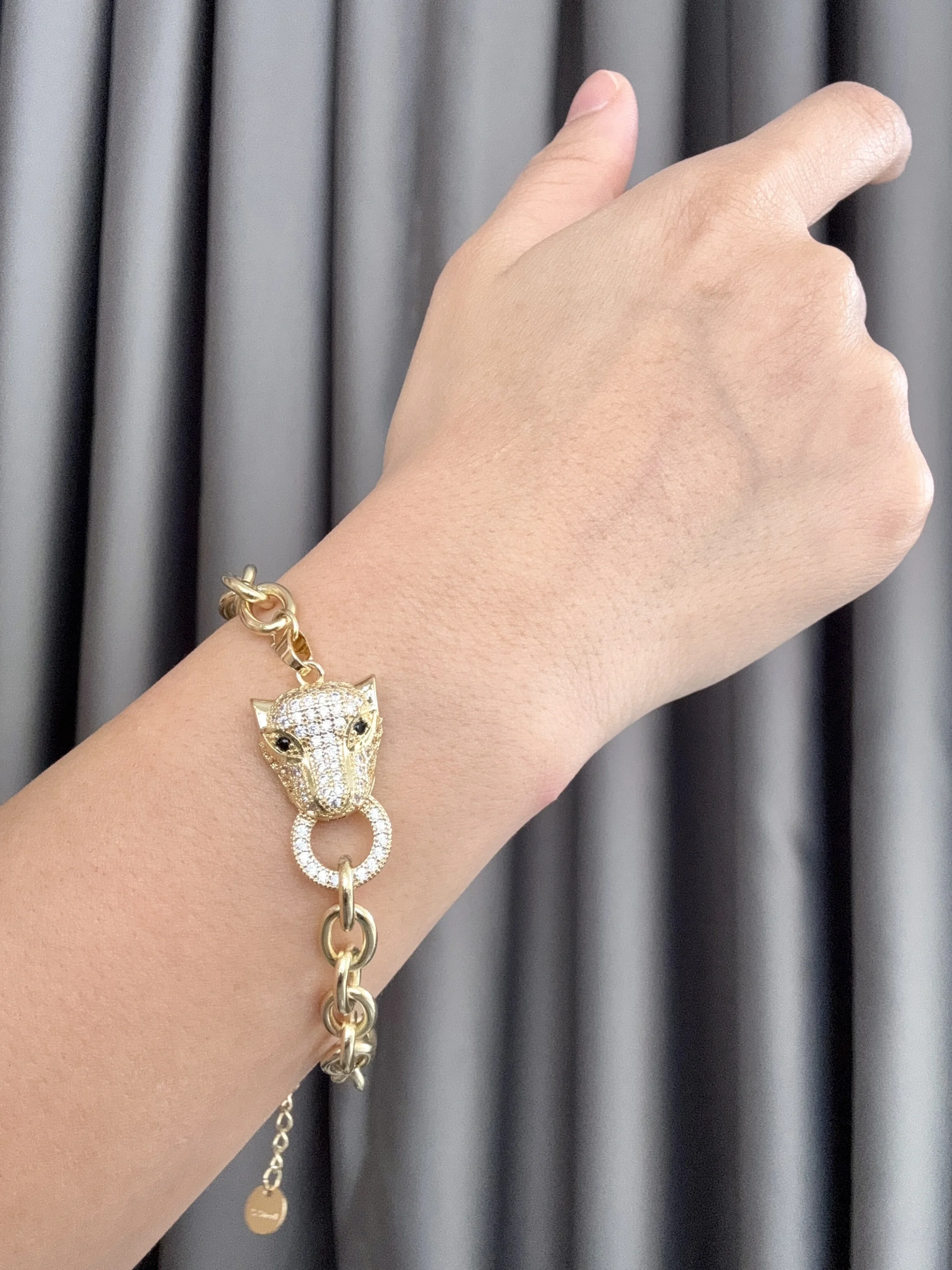 Panter Başlı Taş Detaylı Bileklik