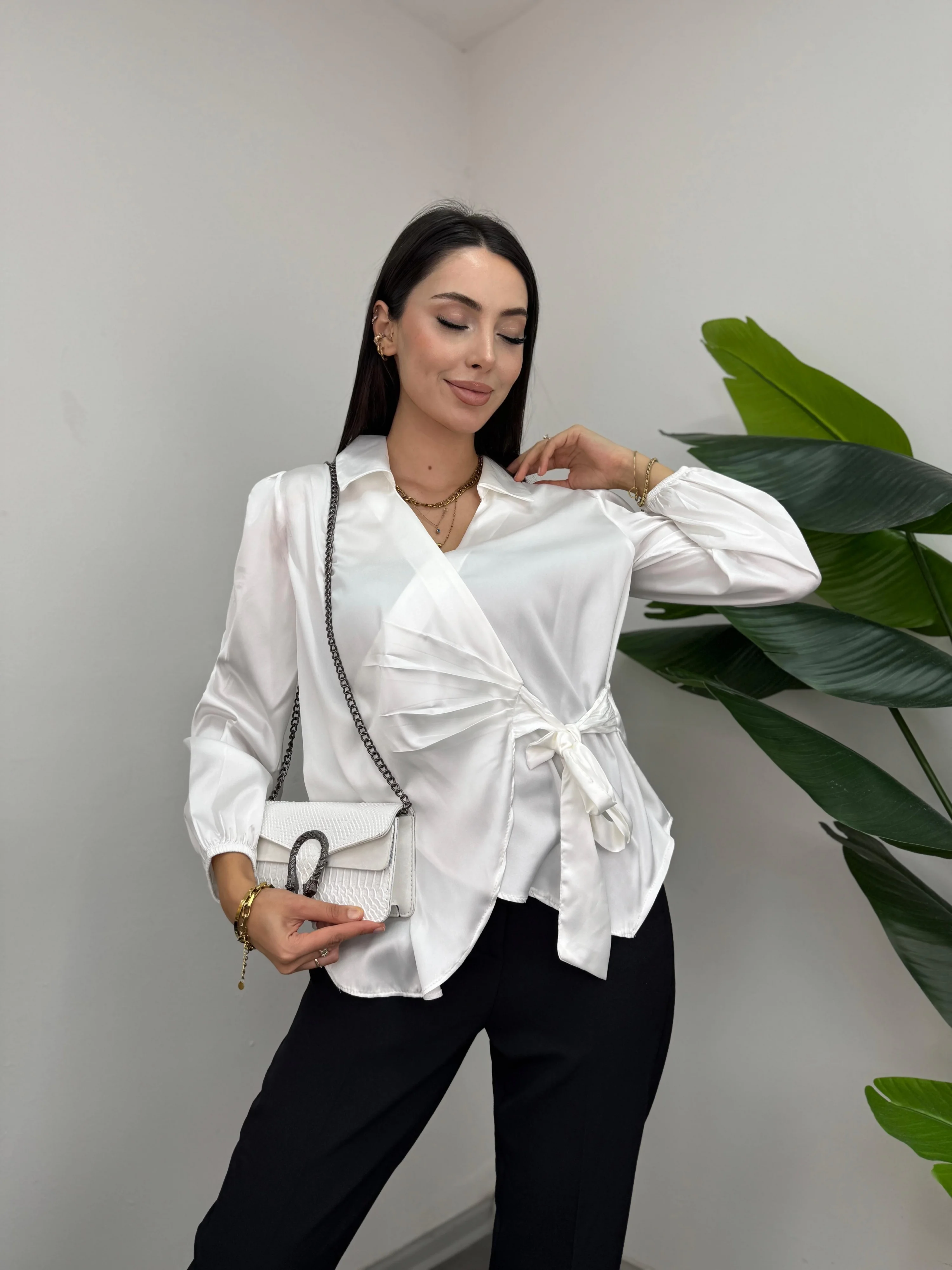 Bağlamalı Saten Bluz