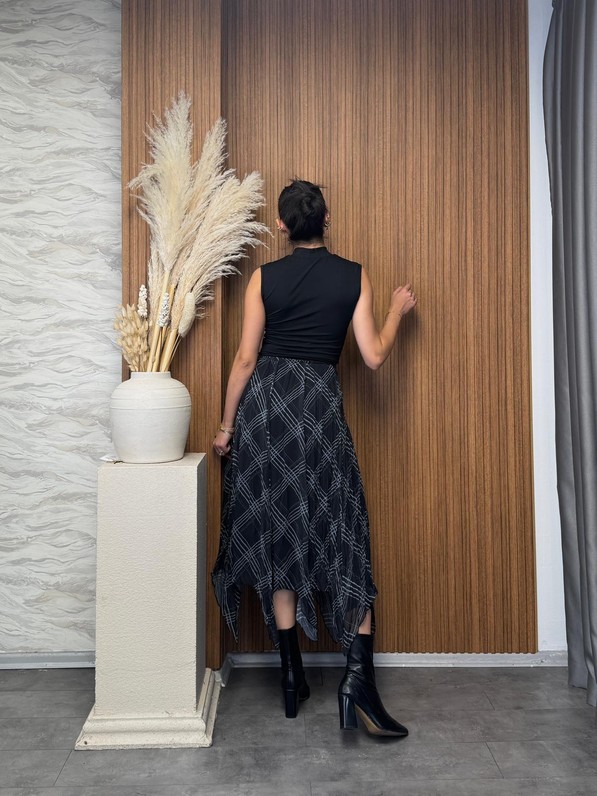 Asimetrik Astarlı Şifon Etek