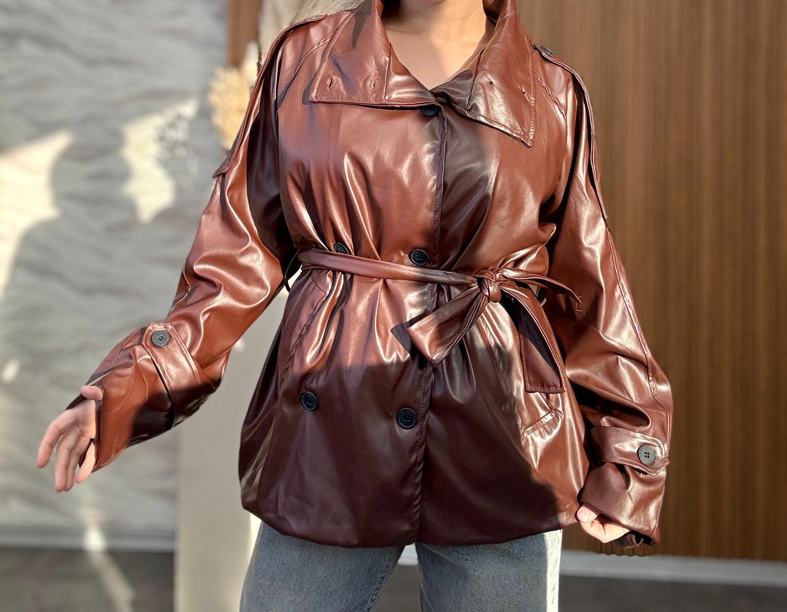 Kuşaklı Deri Ceket