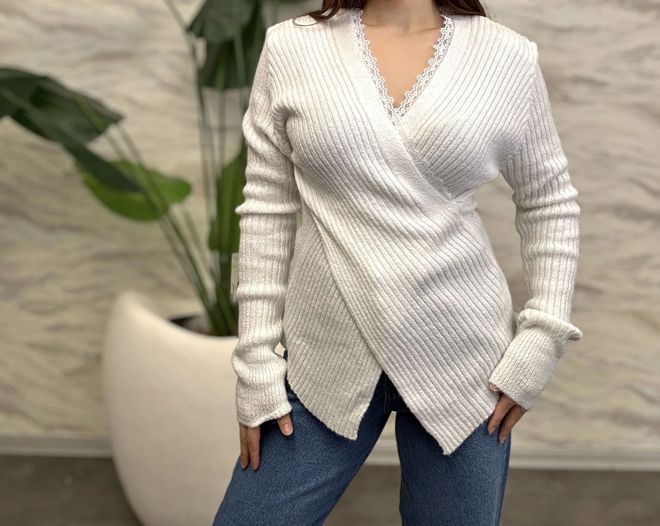 Kruvaze Yaka Dantelli Bluz