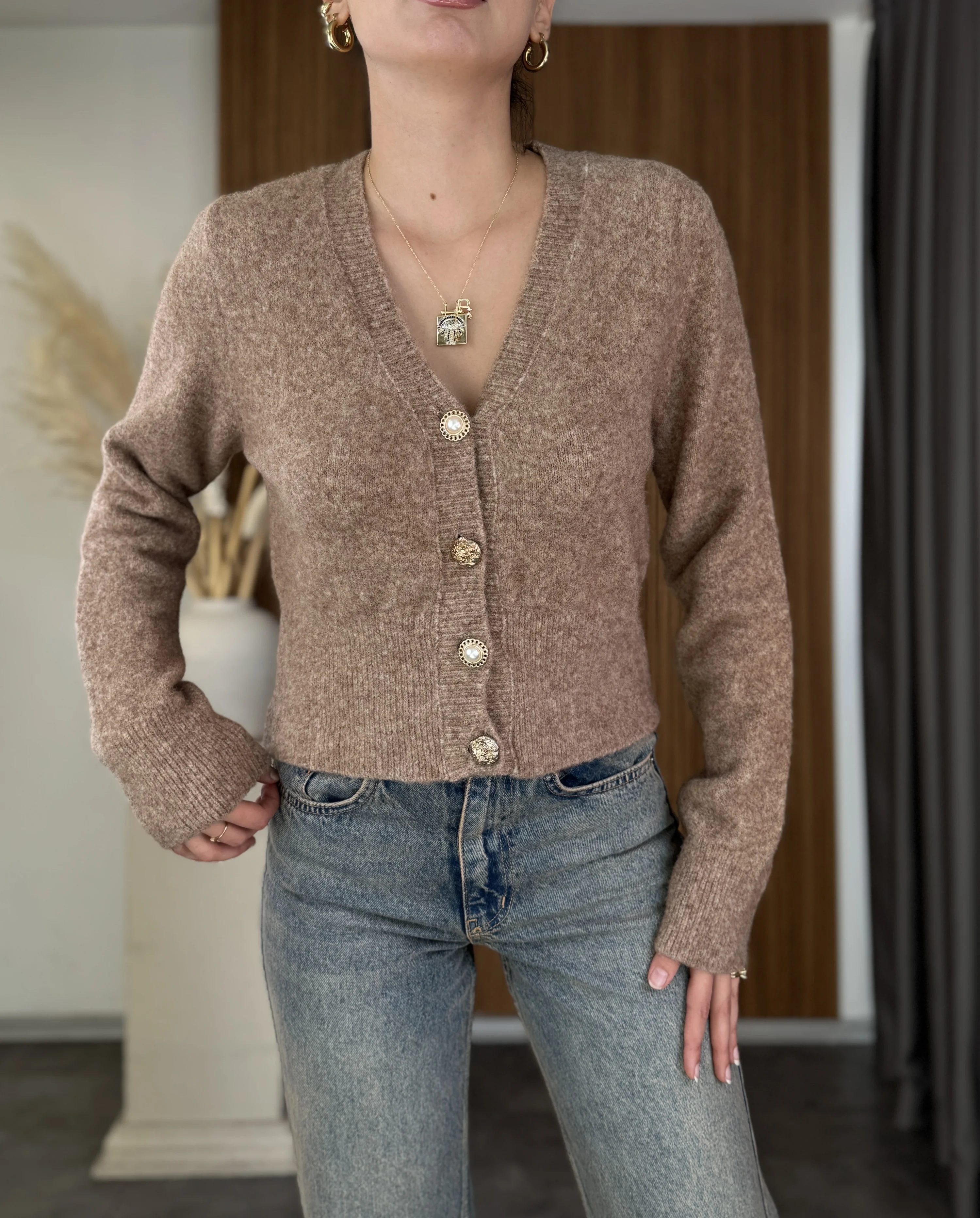 Yumoş Düğmeli Hırka