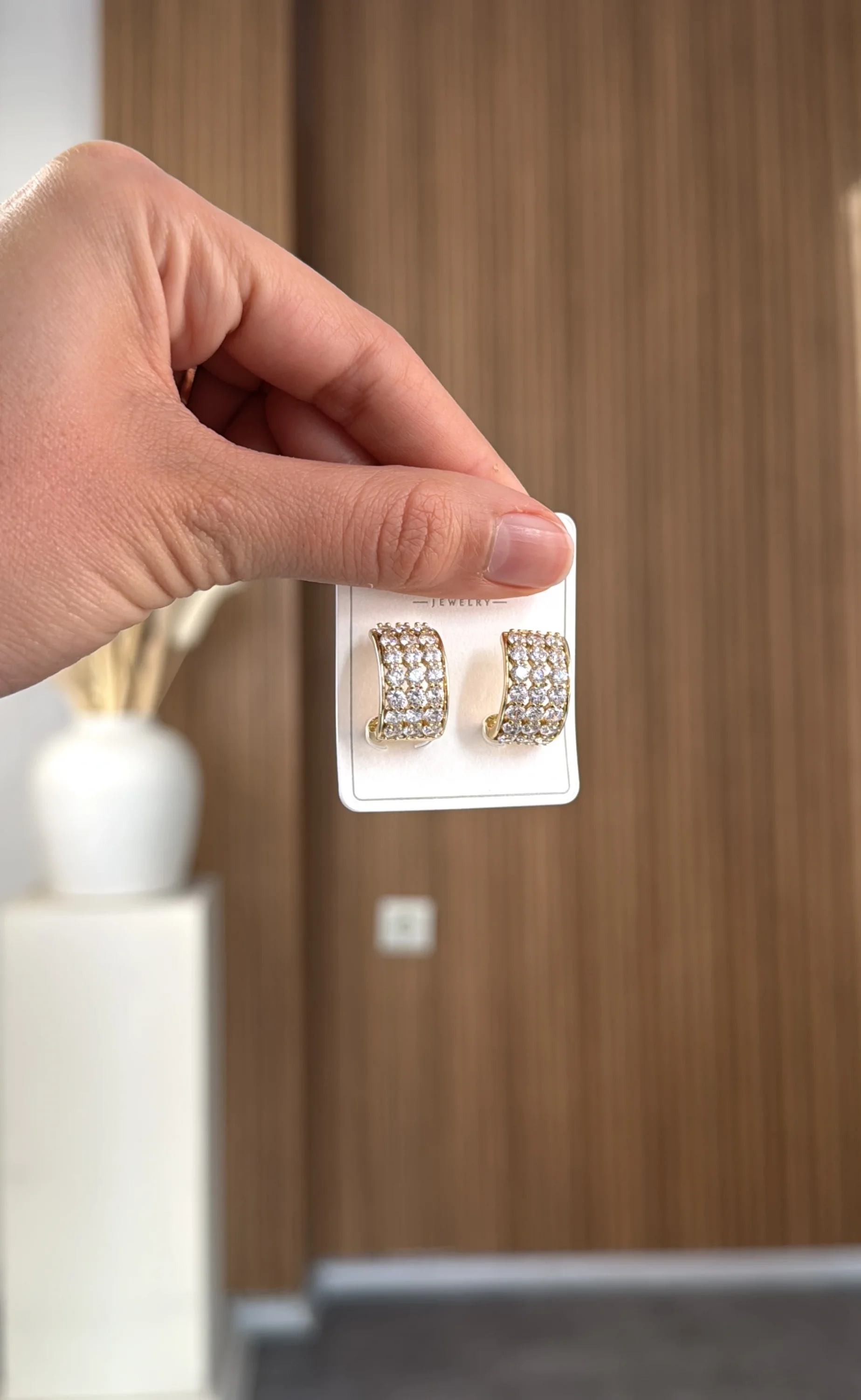 3 Sıra Taşlı Halka Küpe