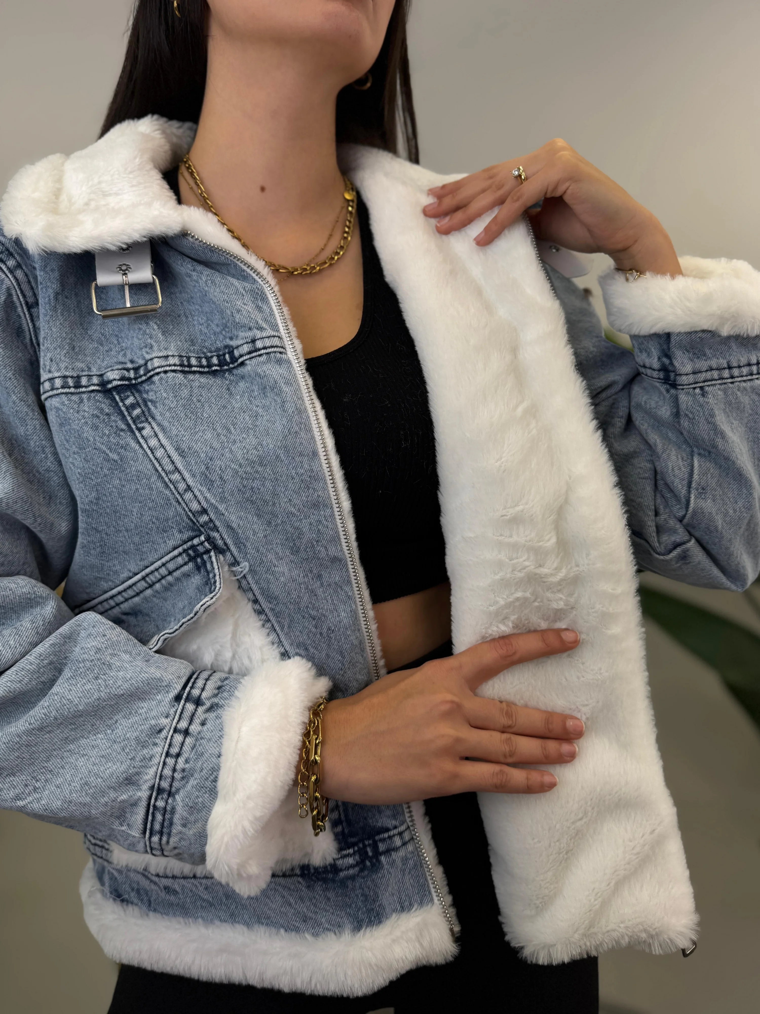 İçi Kürklü Kemer Detay Kot Mont