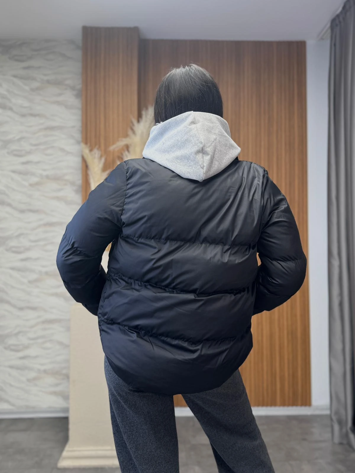 Penye Gri Kapüşonlu Şişme Mont