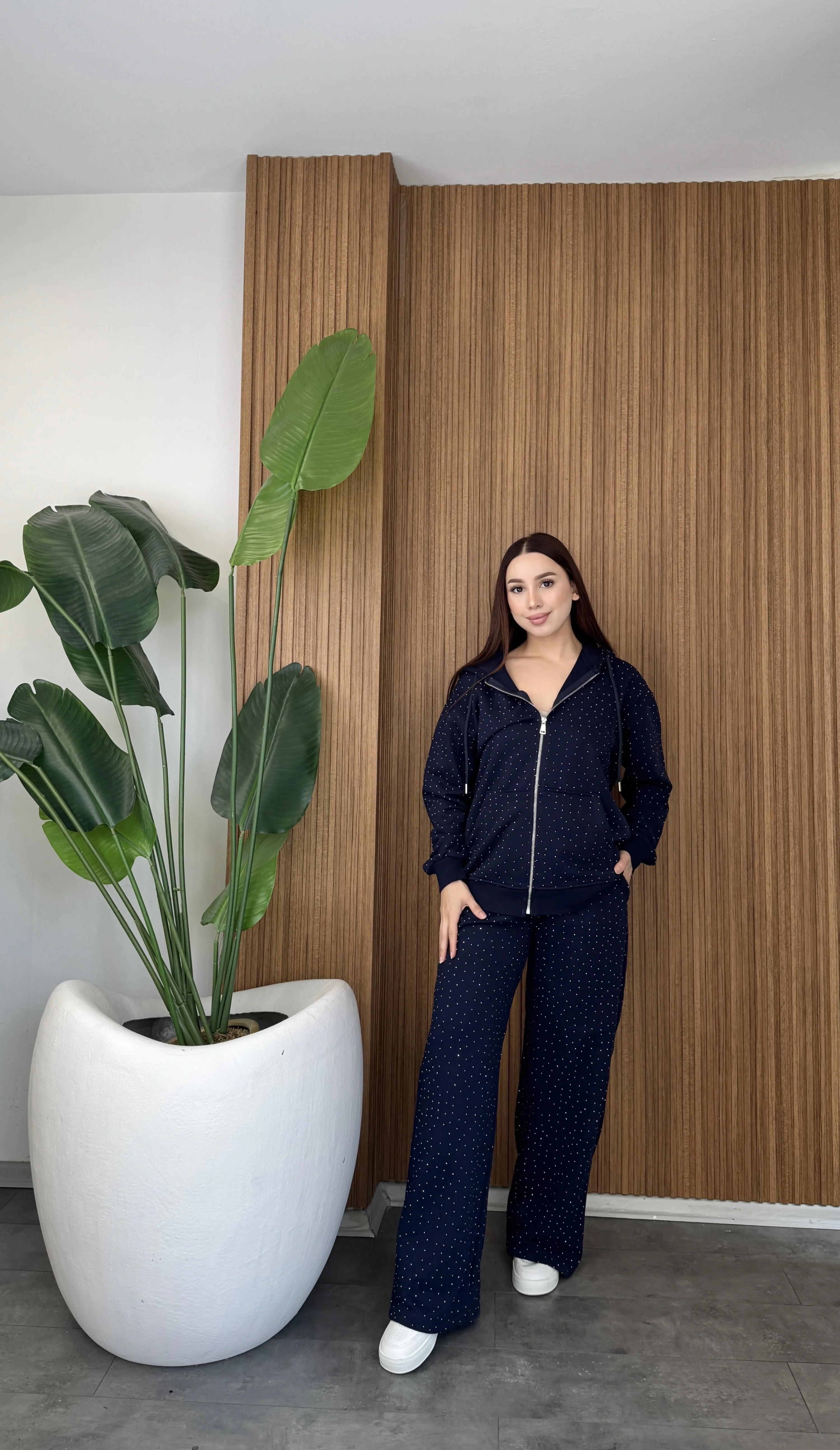 Serpme Taşlı Kapüşonlu Takım