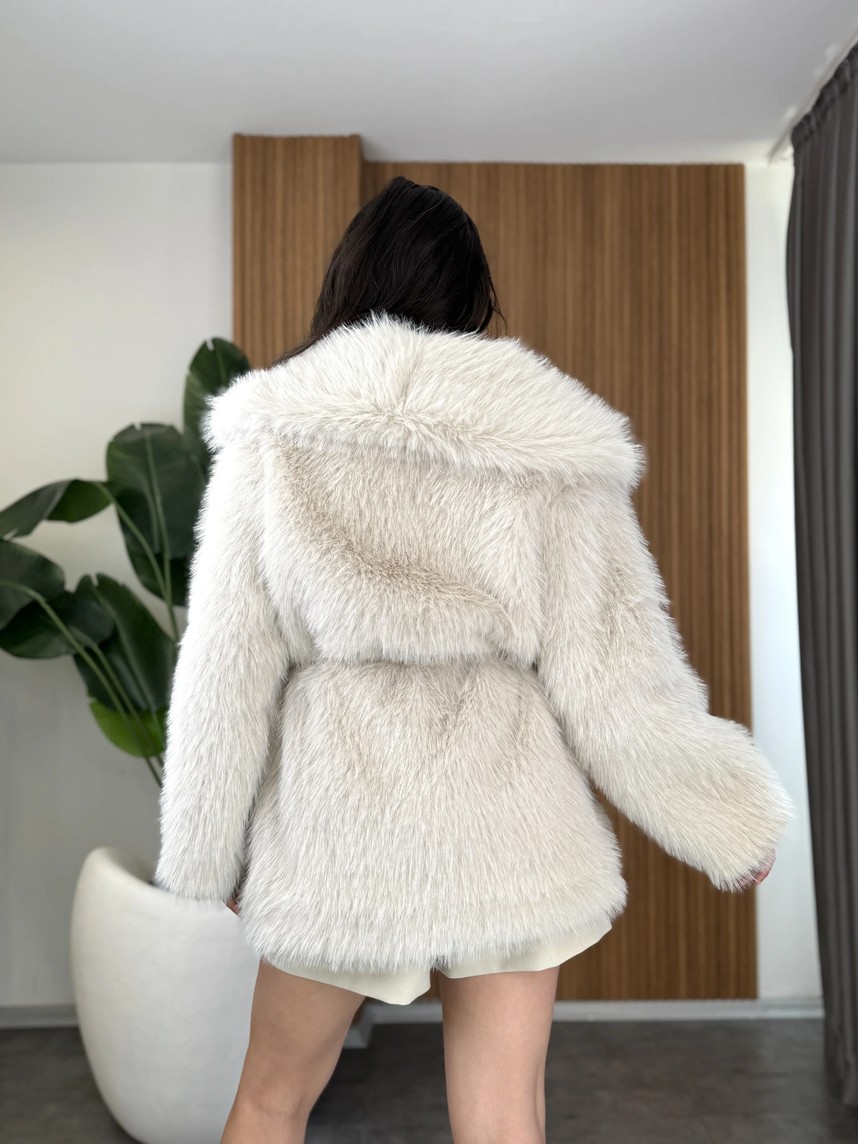 Toka Detay Kemerli Kürk