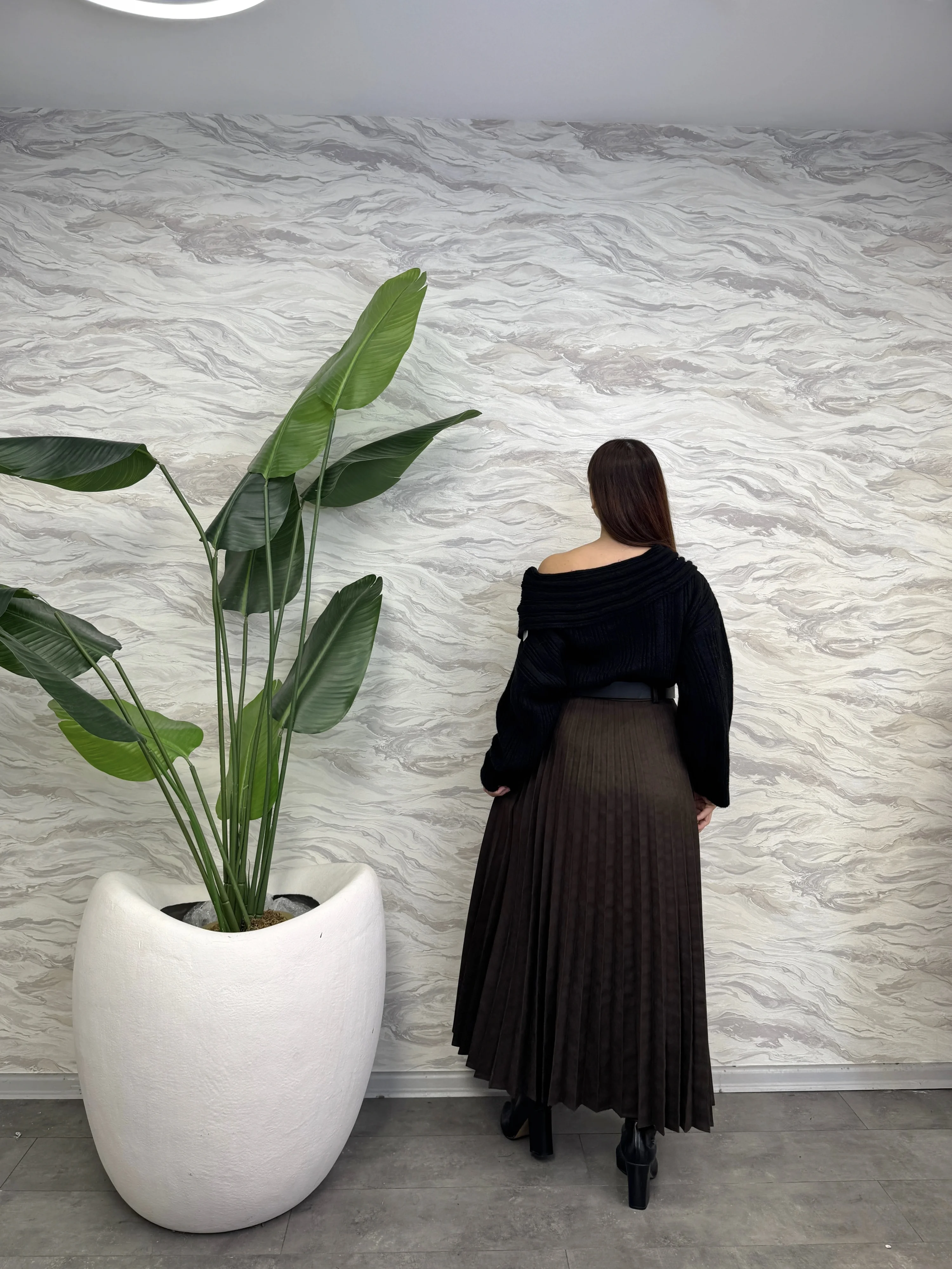 Süet Pileli Midi Kemerli Etek