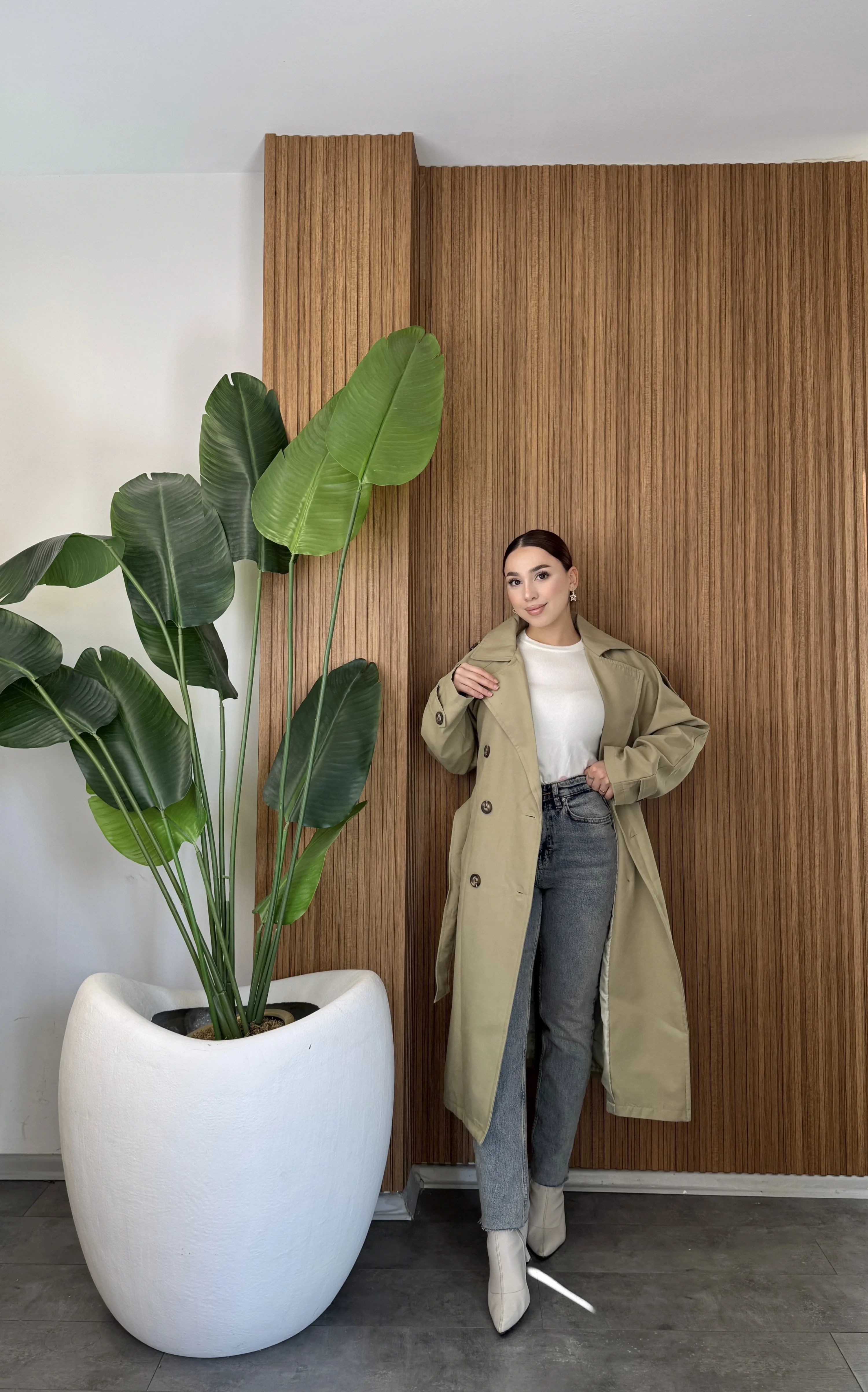 Uzun Kuşaklı Trenç