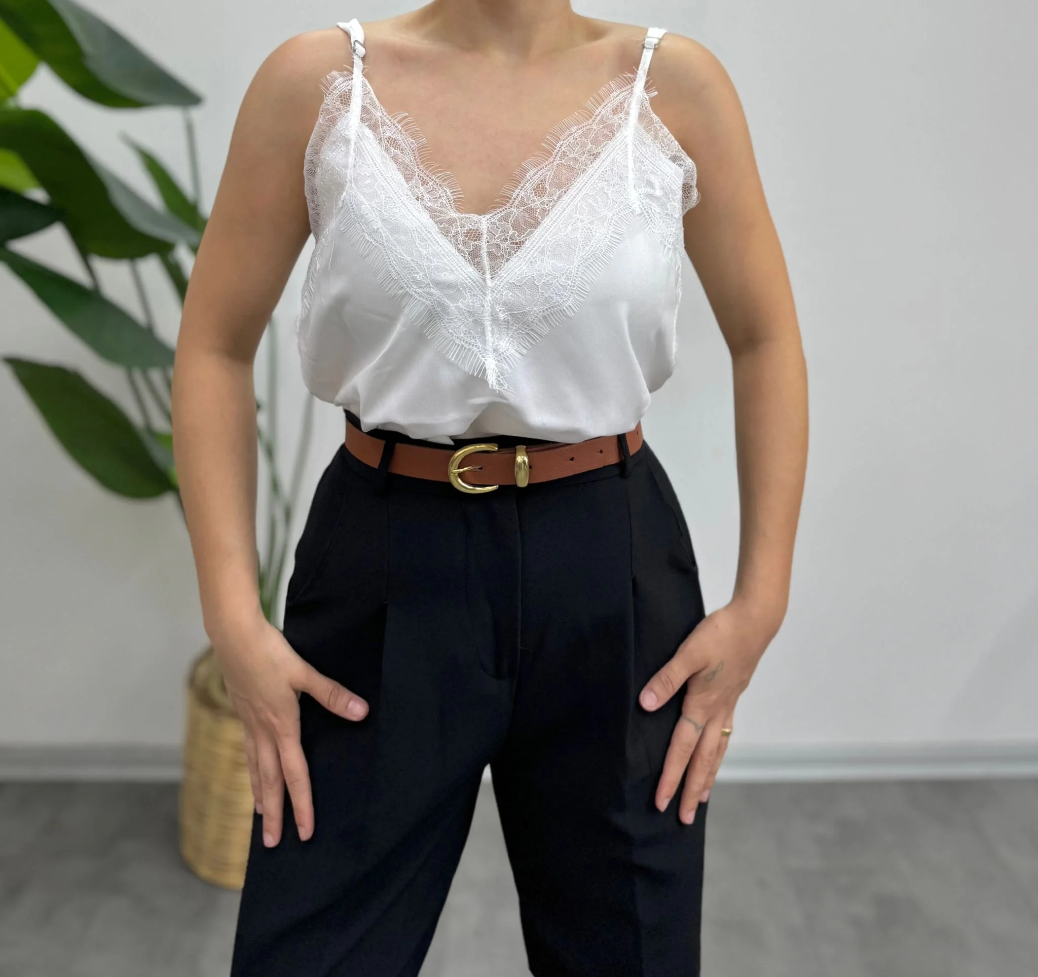 Havuç Kesim Kumaş Pantolon