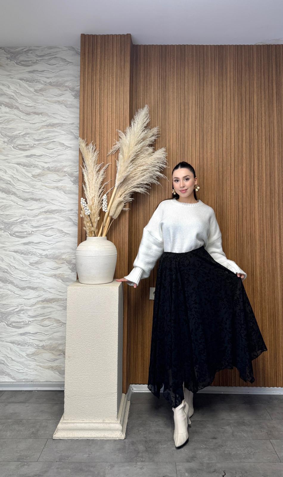 Asimetrik Floklu Etek 