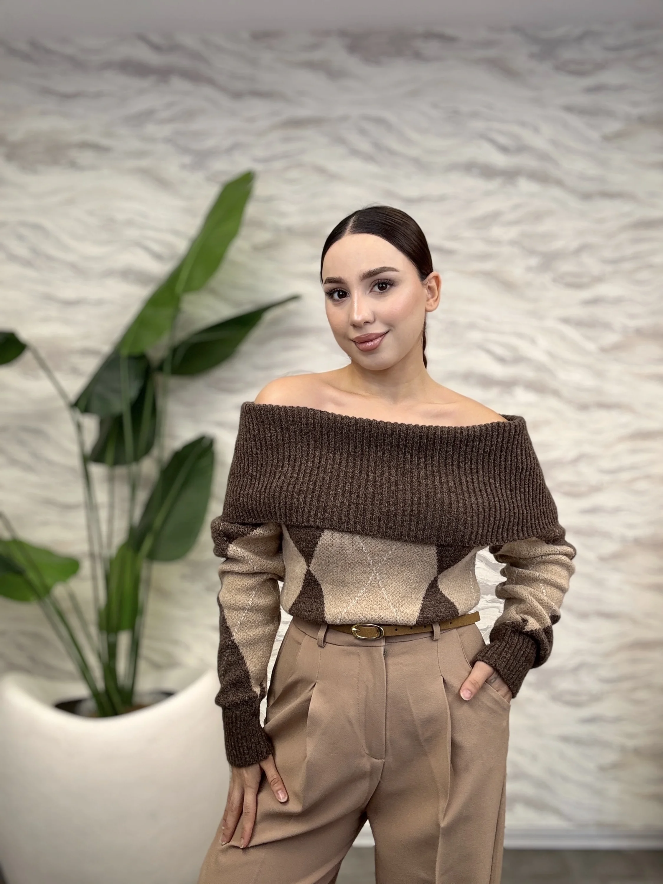 Baklava Desenli Madonna Kazak