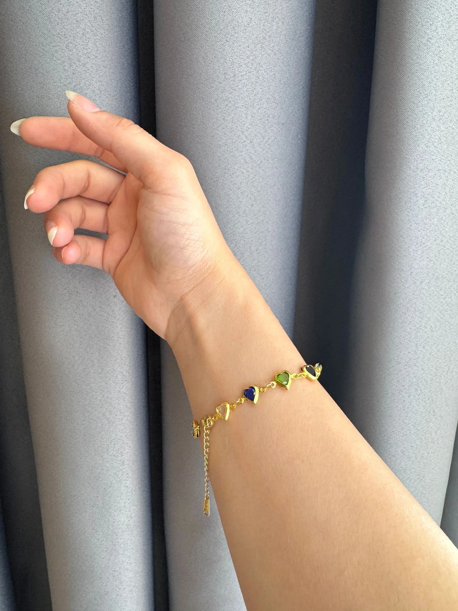 Renkli Ve Kalp Model Gold Bileklik