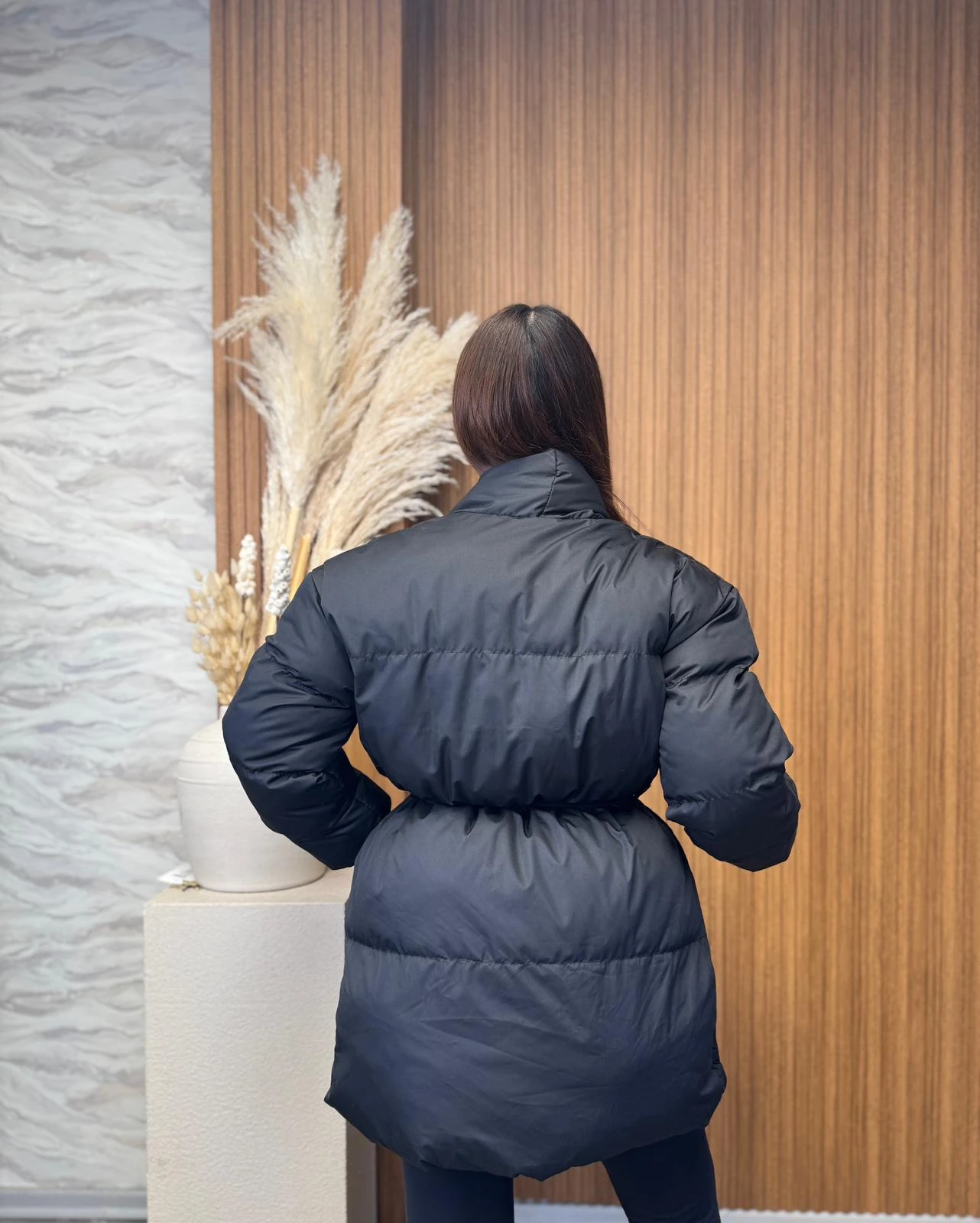 Önü Bağlamalı Mont