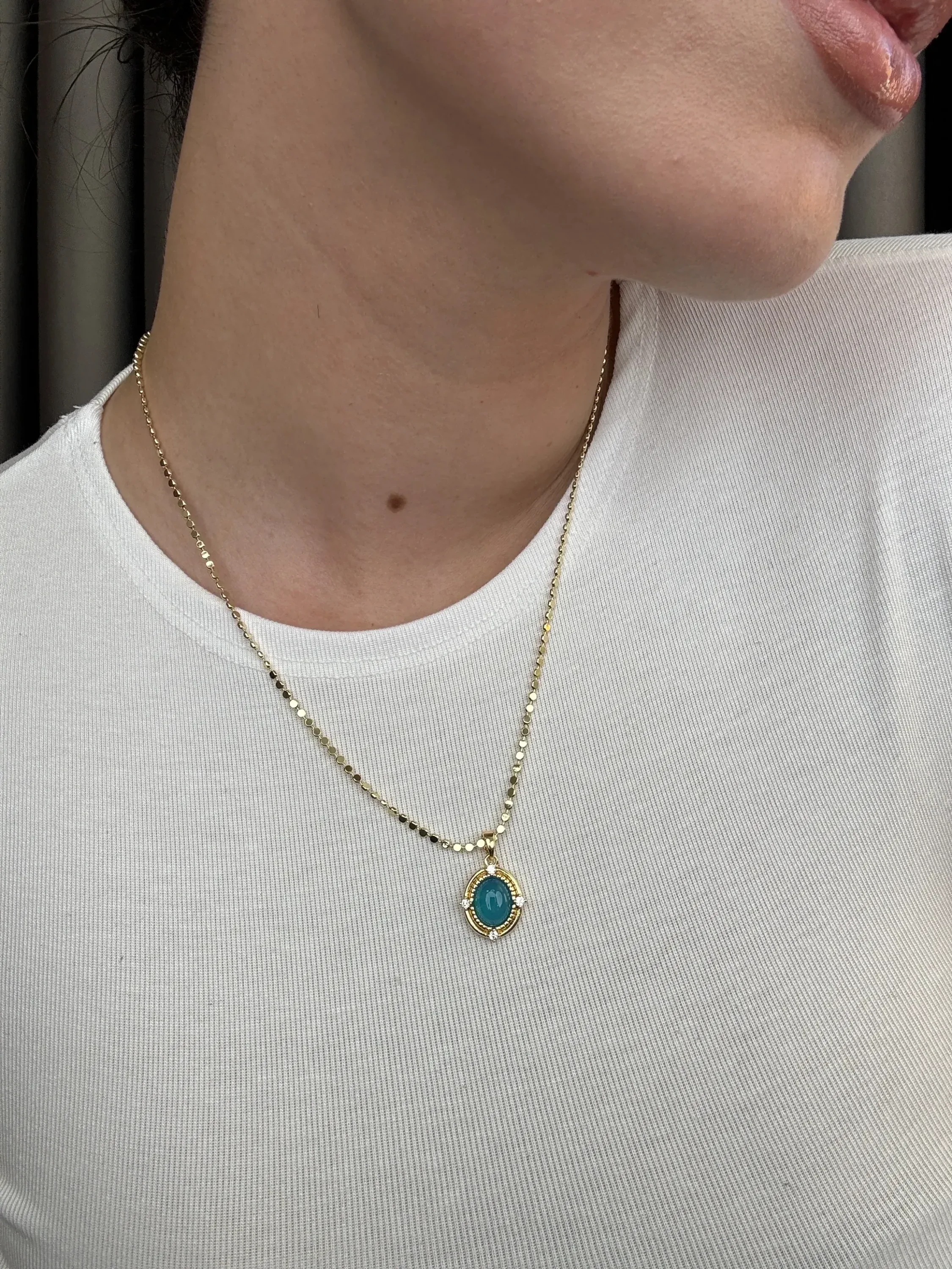 Boncuk Detaylı Gold Kolye