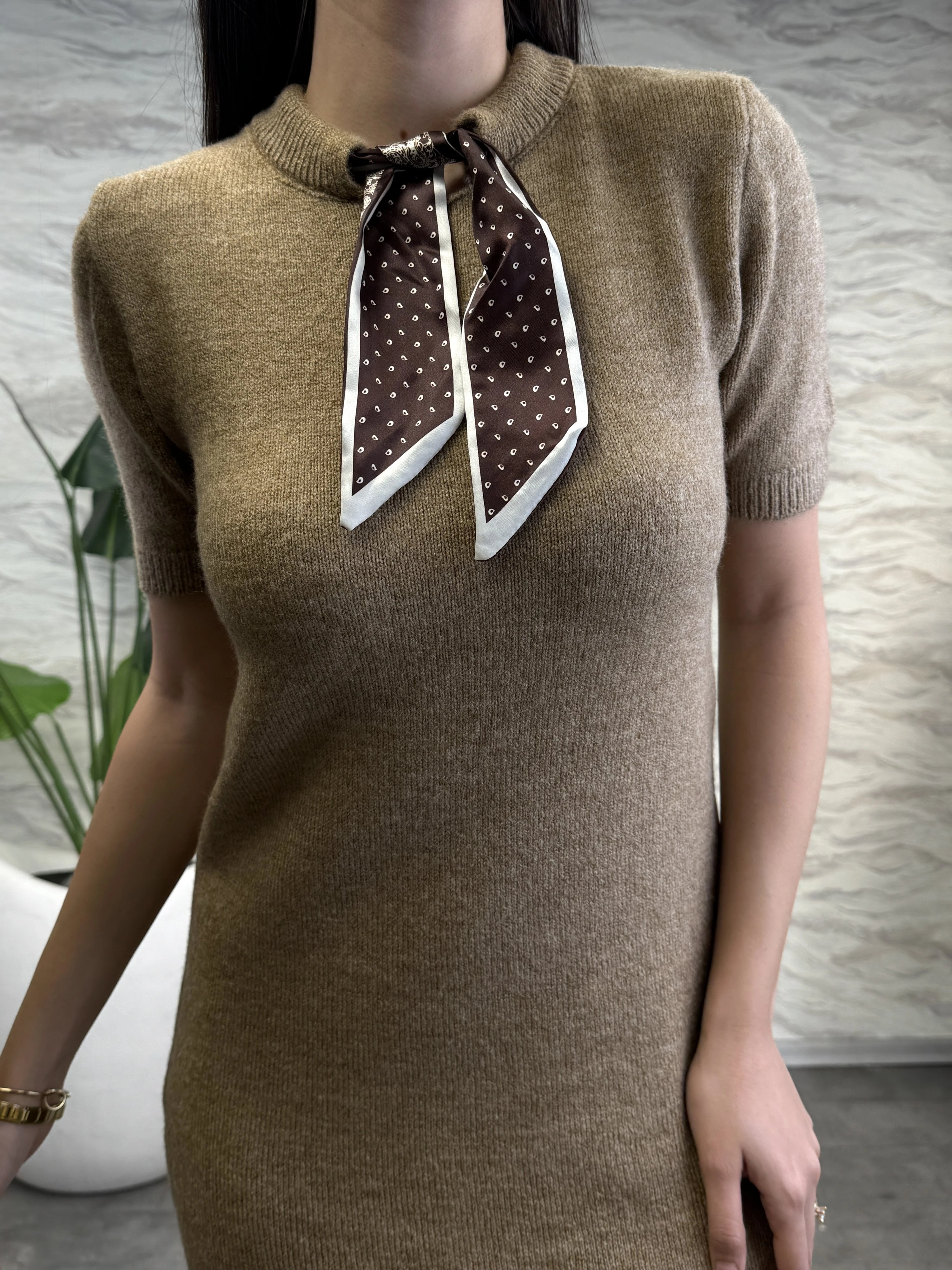 Fularlı Triko Elbise