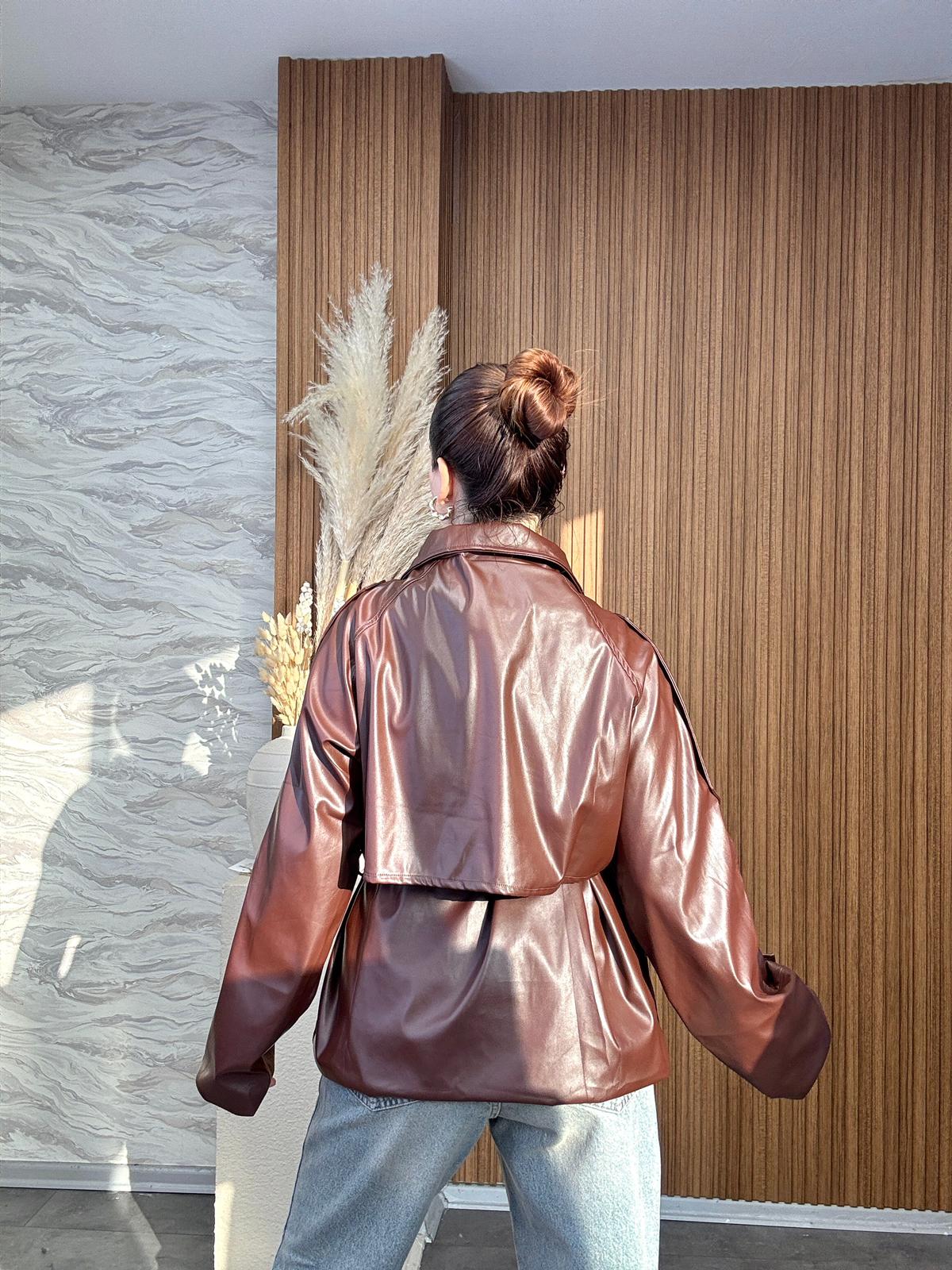 Kuşaklı Deri Ceket