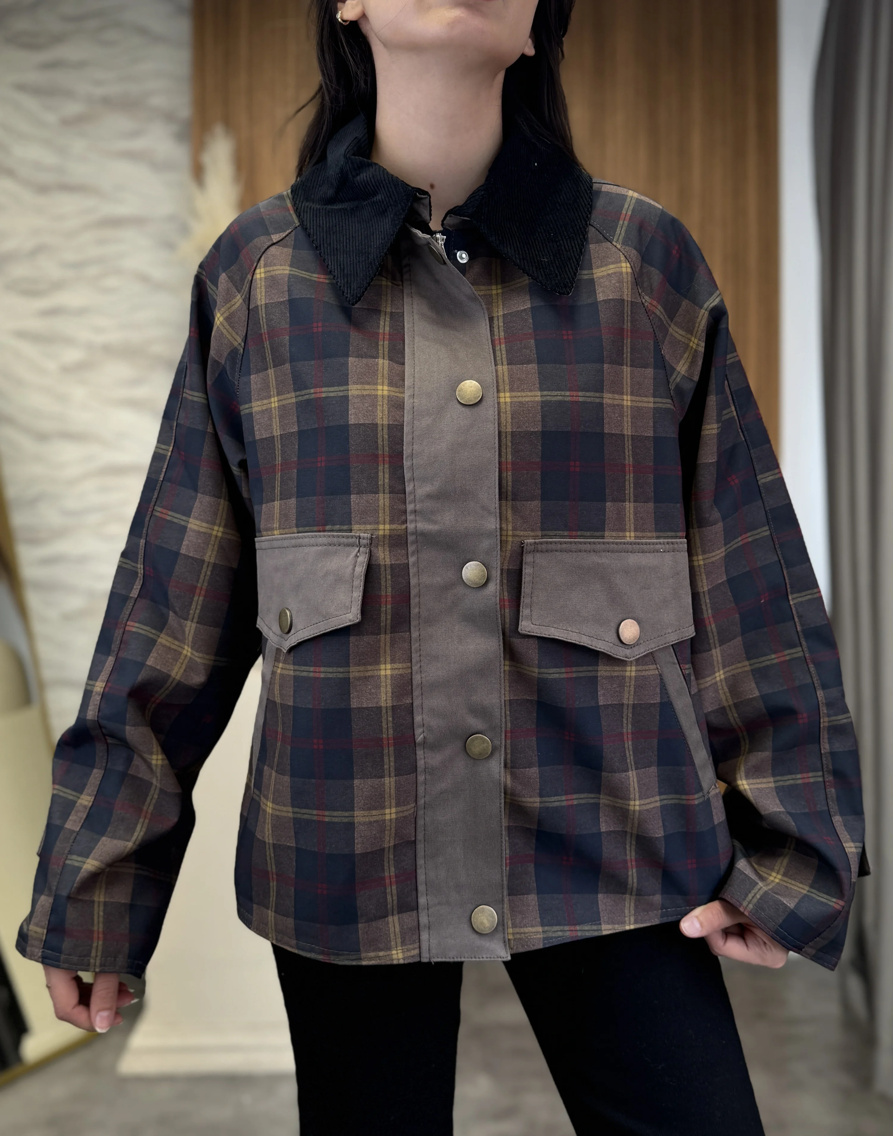 Ekose Desen Kadife Yaka Ceket