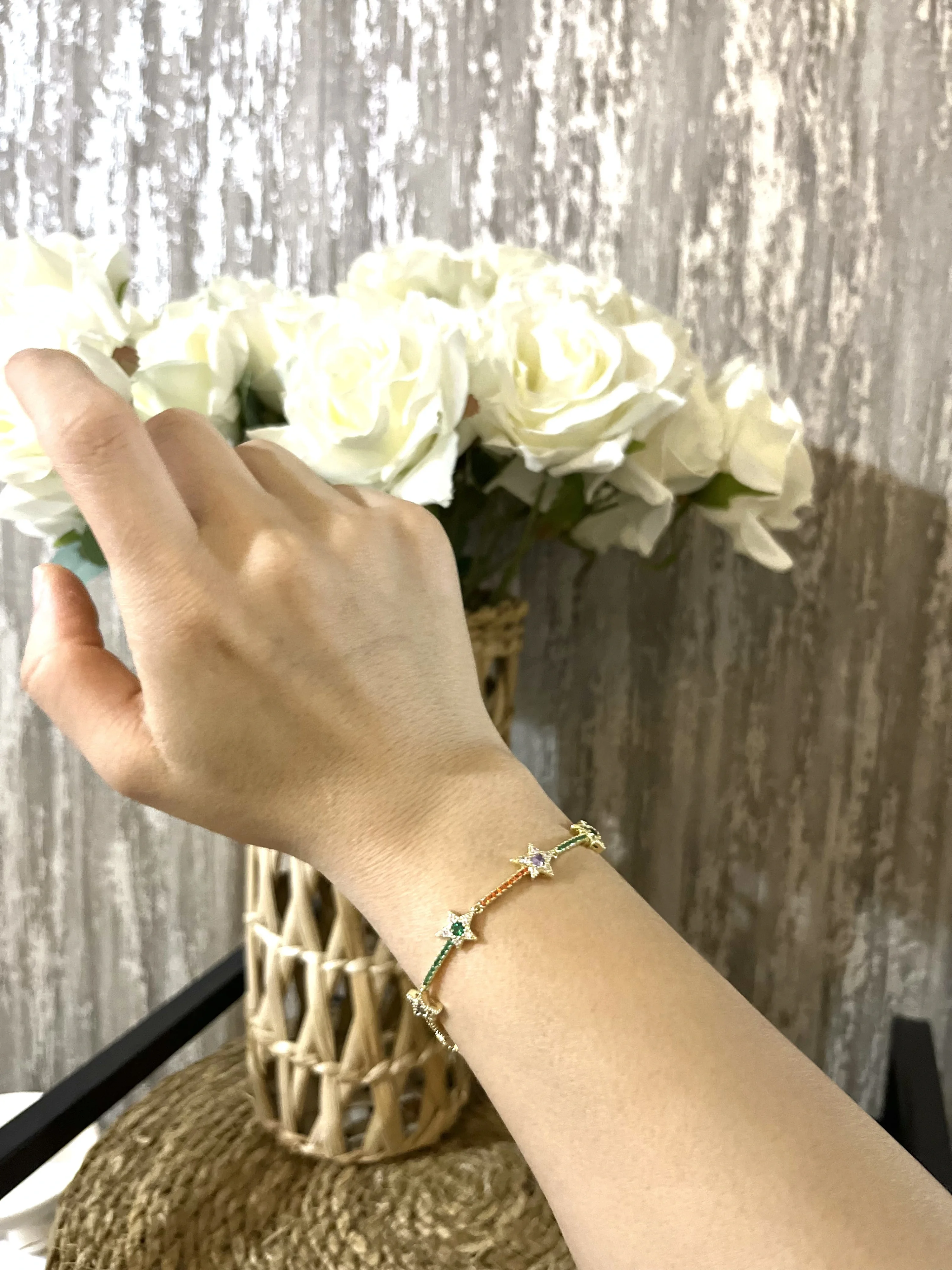 Yıldız Sembollü Gold Bileklik