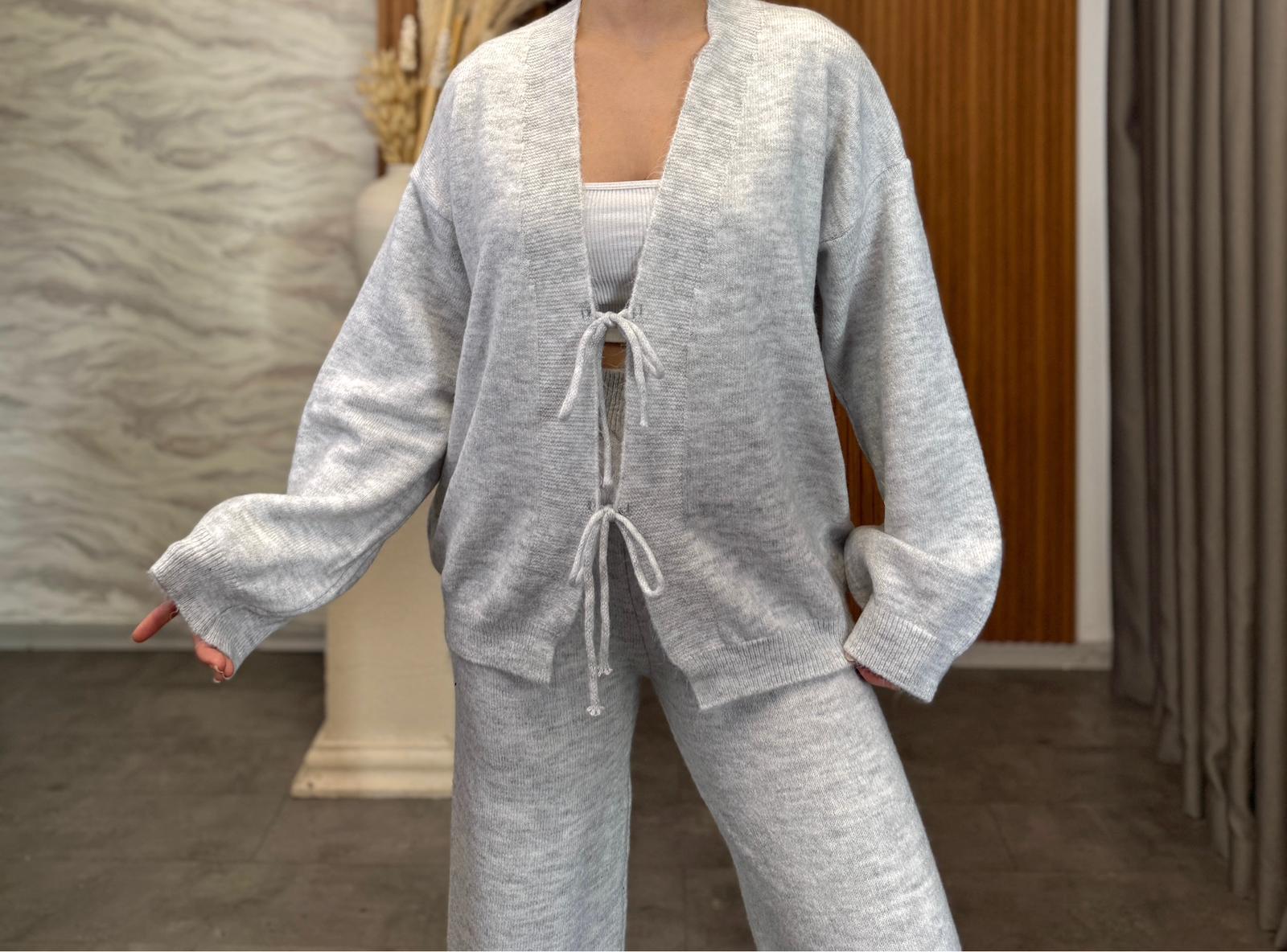 Bağlama Detaylı Triko Takım 