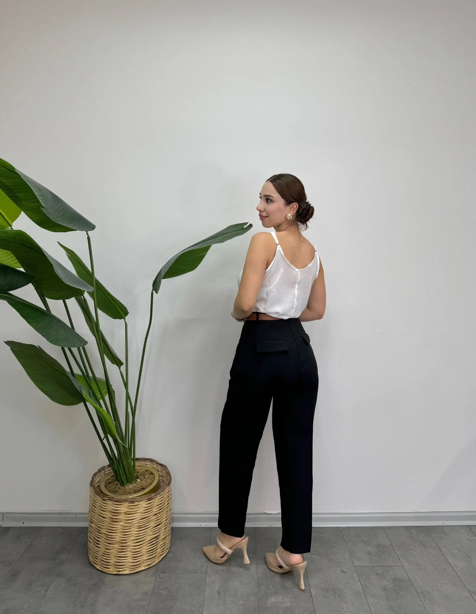 Havuç Kesim Kumaş Pantolon