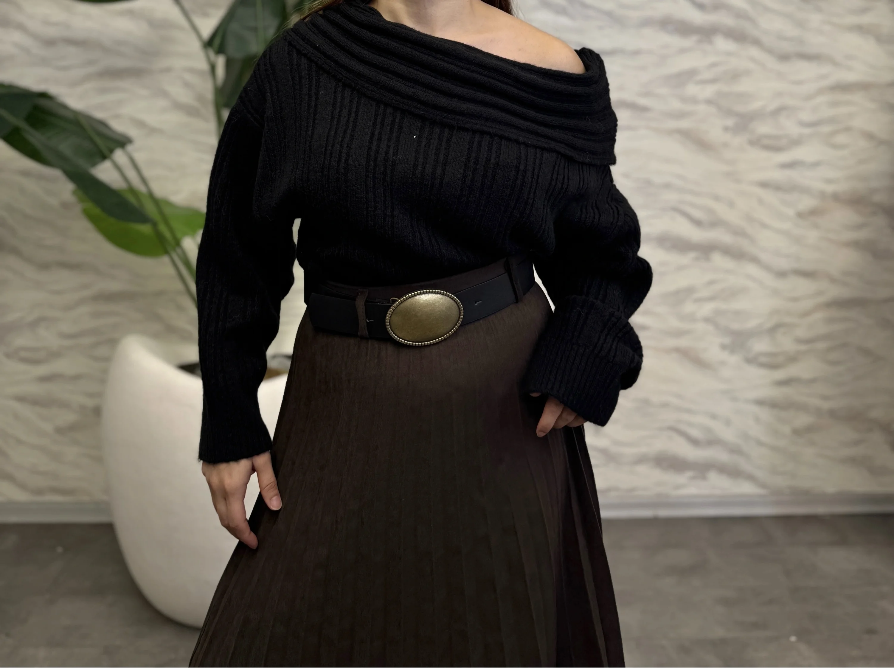 Süet Pileli Midi Kemerli Etek