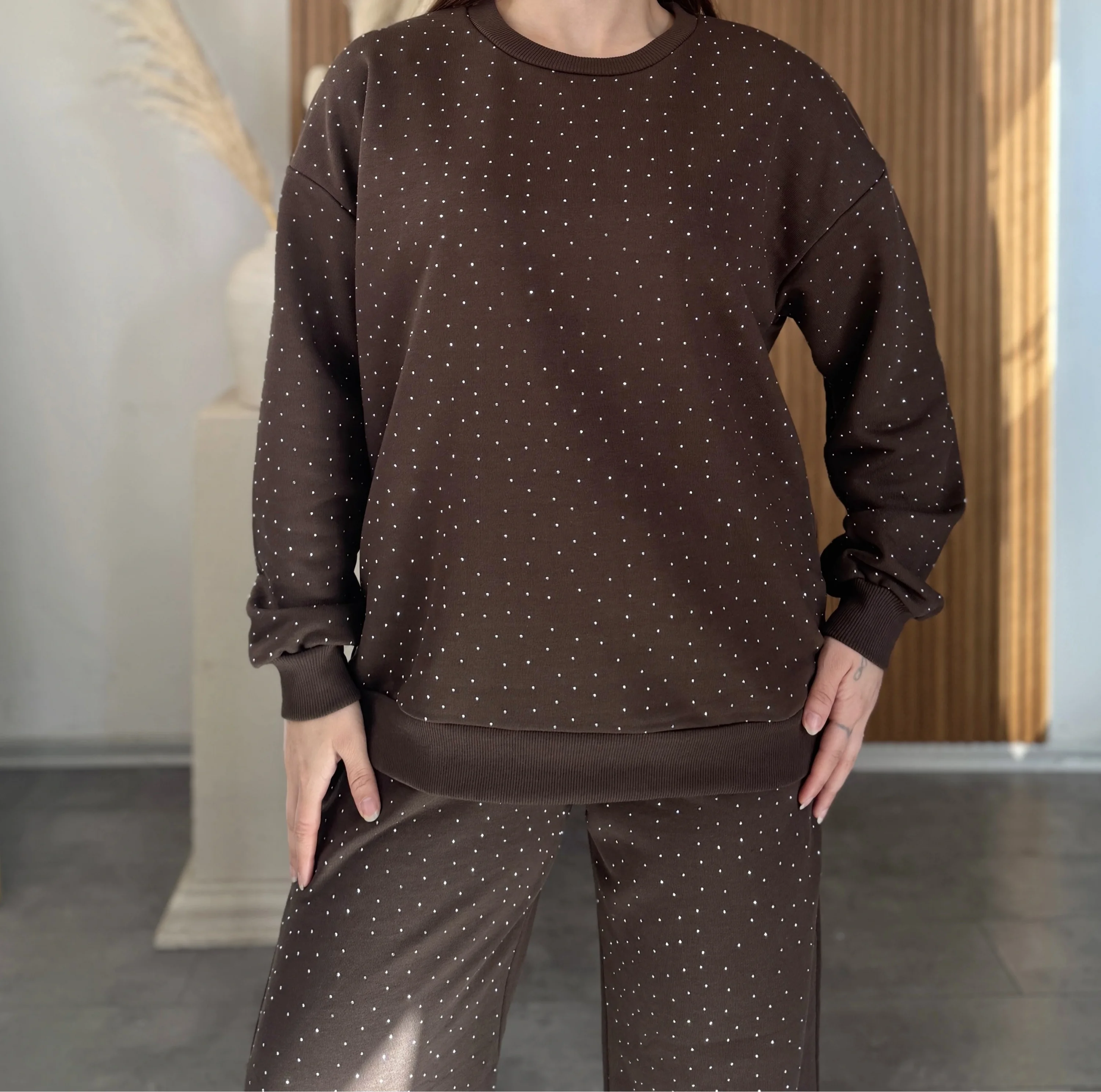 Üç İplik Şardonlu Serpme Taşlı Takım