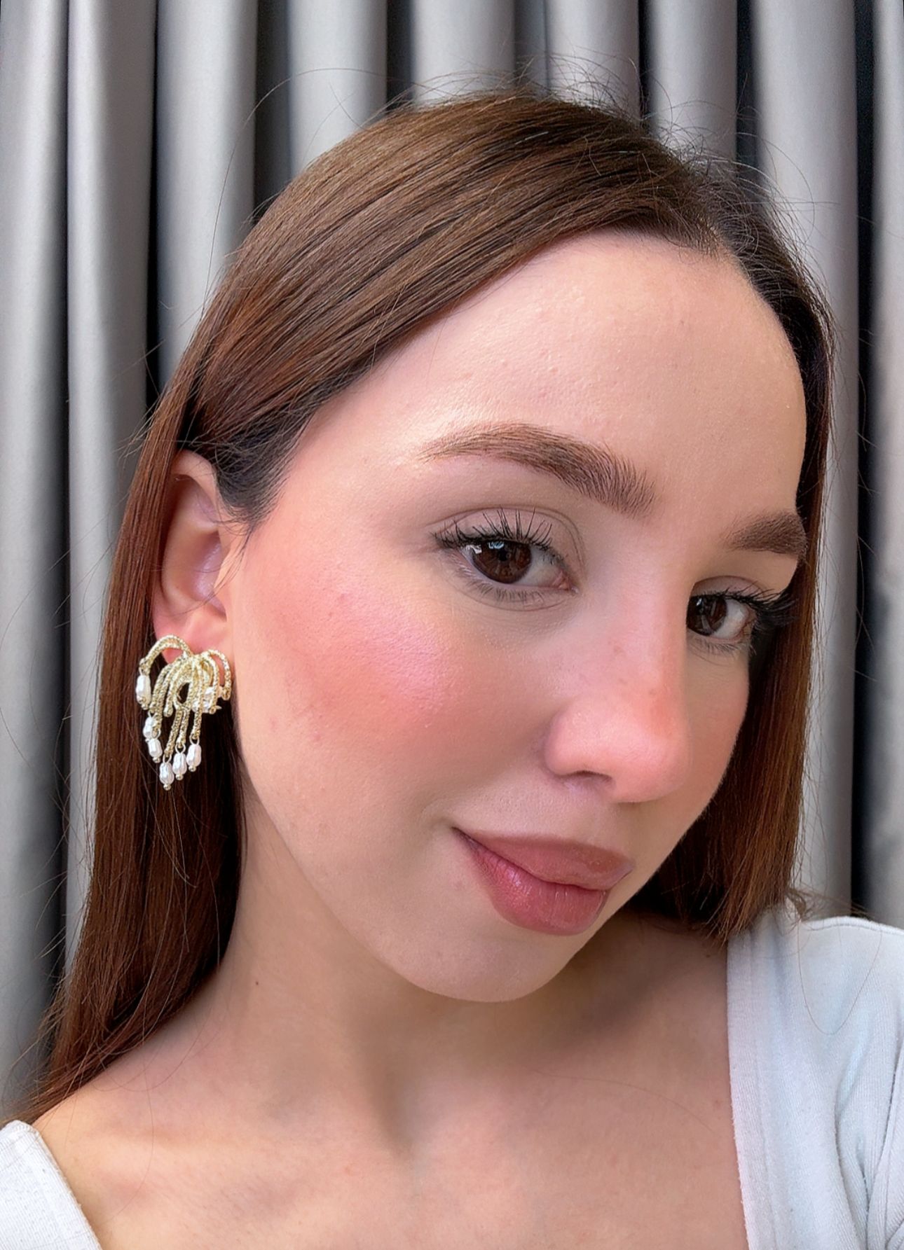 İnci Detaylı Şık Küpe