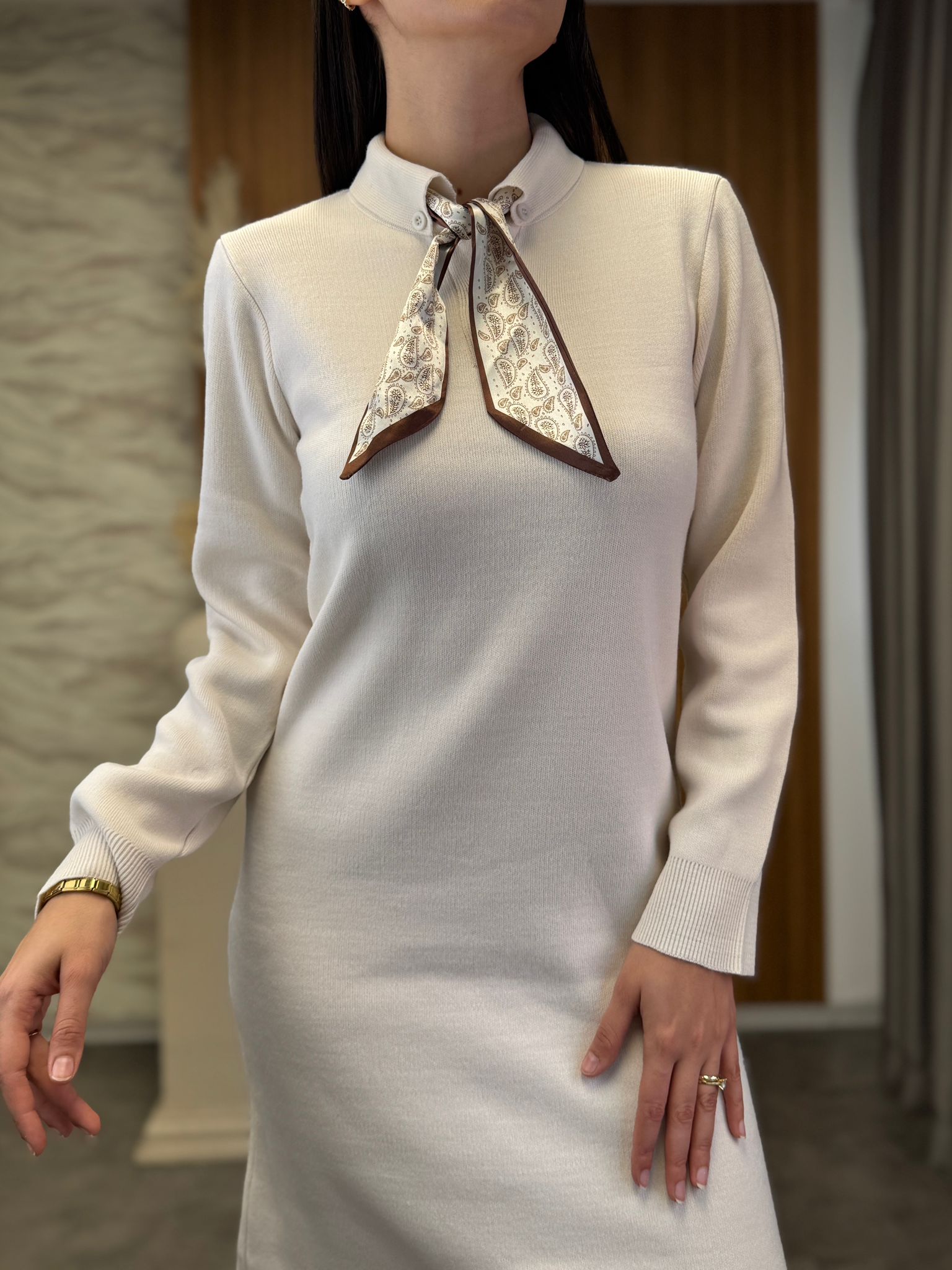 Polo Yaka Fularlı Elbise