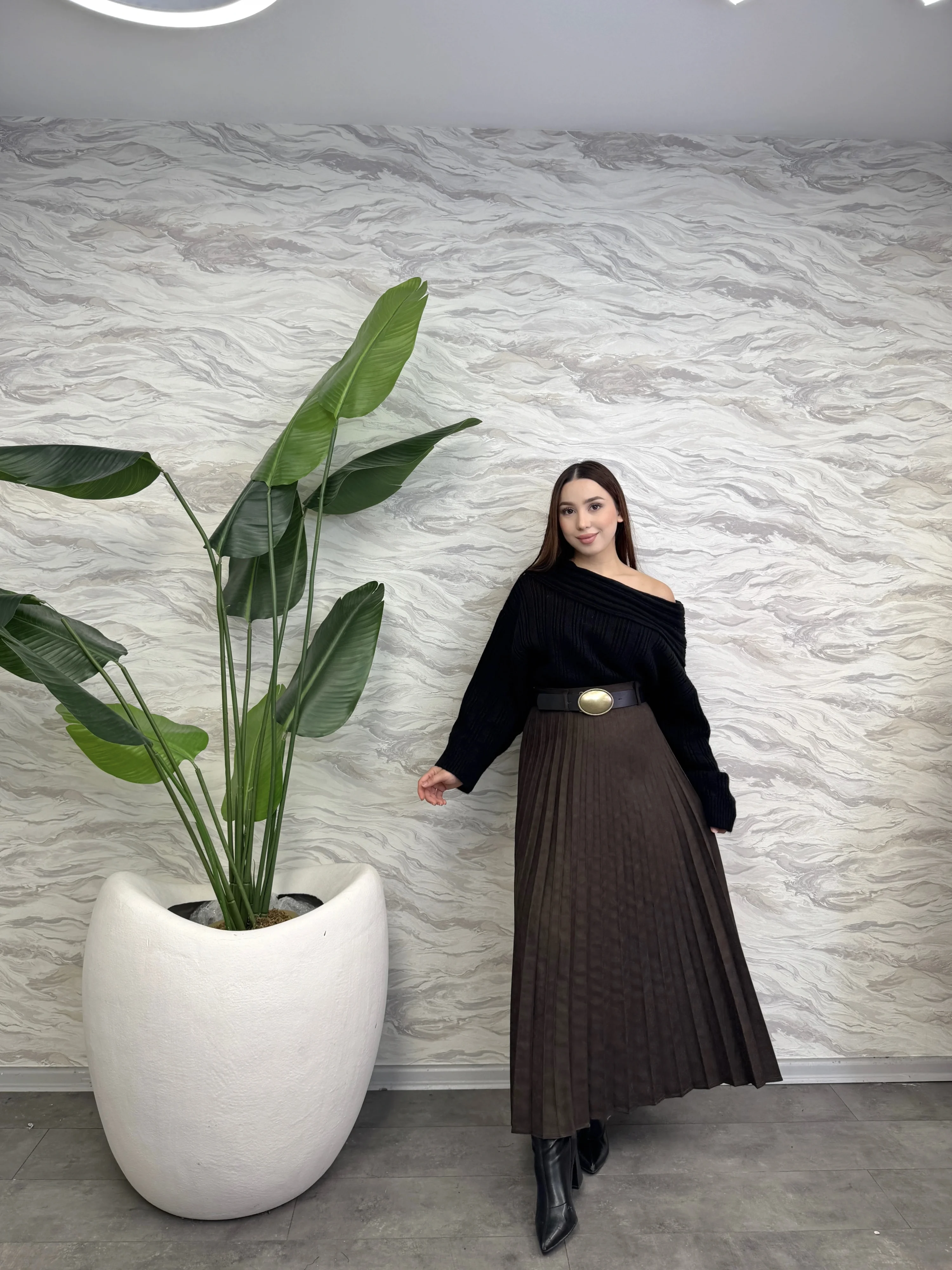 Süet Pileli Midi Kemerli Etek