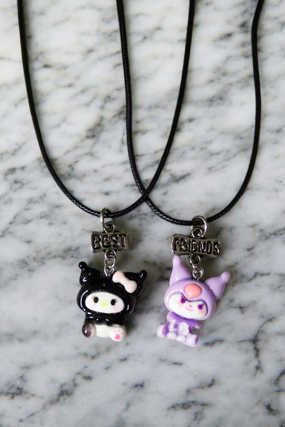 2li Mor ve Siyah Kuromi Tasarımlı Best Friends Kolyeler 2li Best Friends Arkadaşlık Kolyesi
