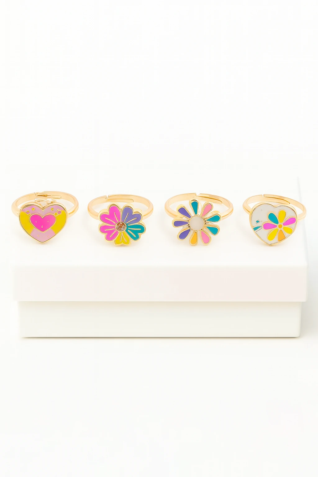 Ayarlanabilir 4 Adet Yıldız Gökkuşağı Kiraz Çilek Unicorn Kalp Çocuk Yüzükleri