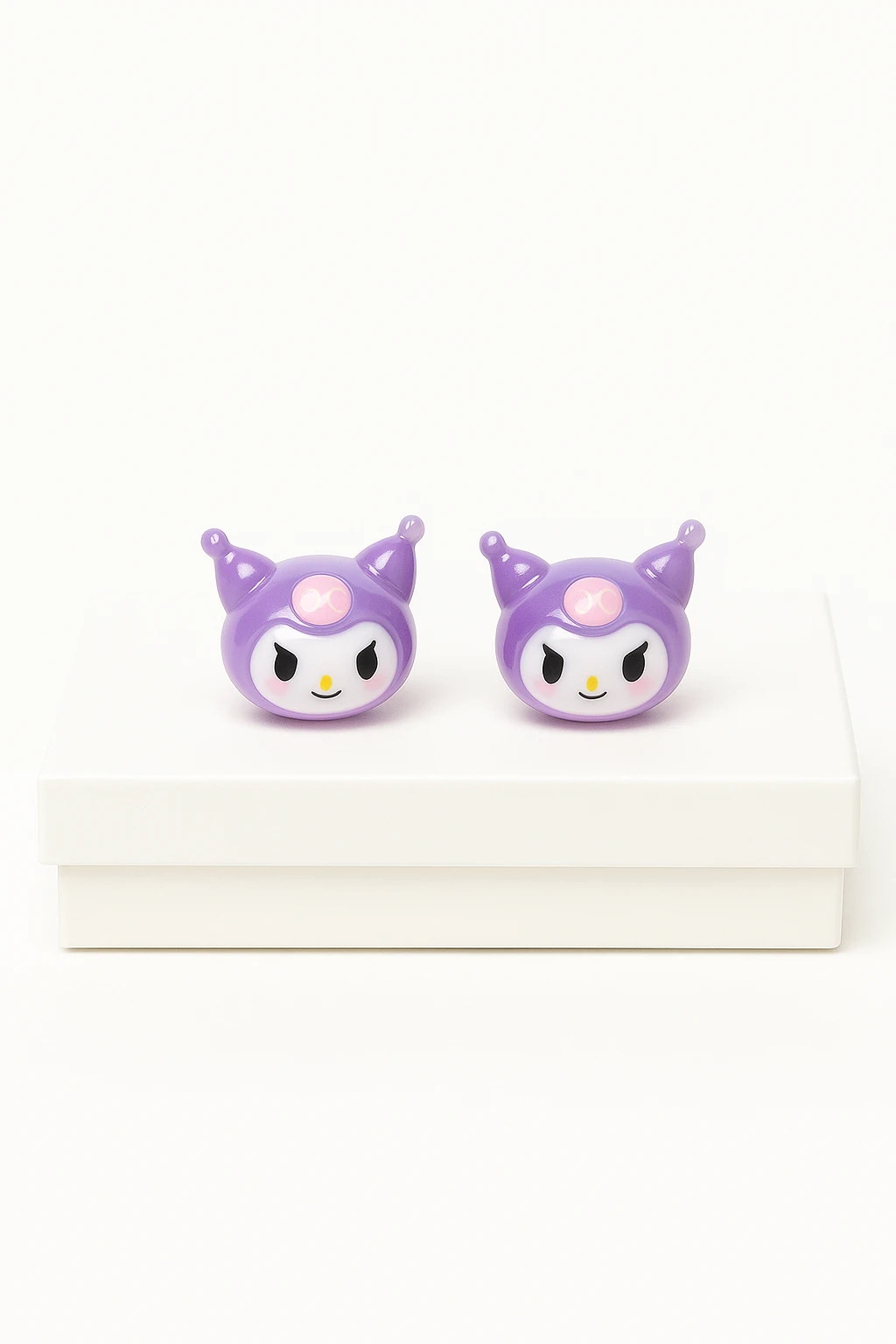 Gümüş İğneli Delikli Kulaklar için Kuromi Tasarımlı Kararmaz Paslanmaz Antialerjik Küpe