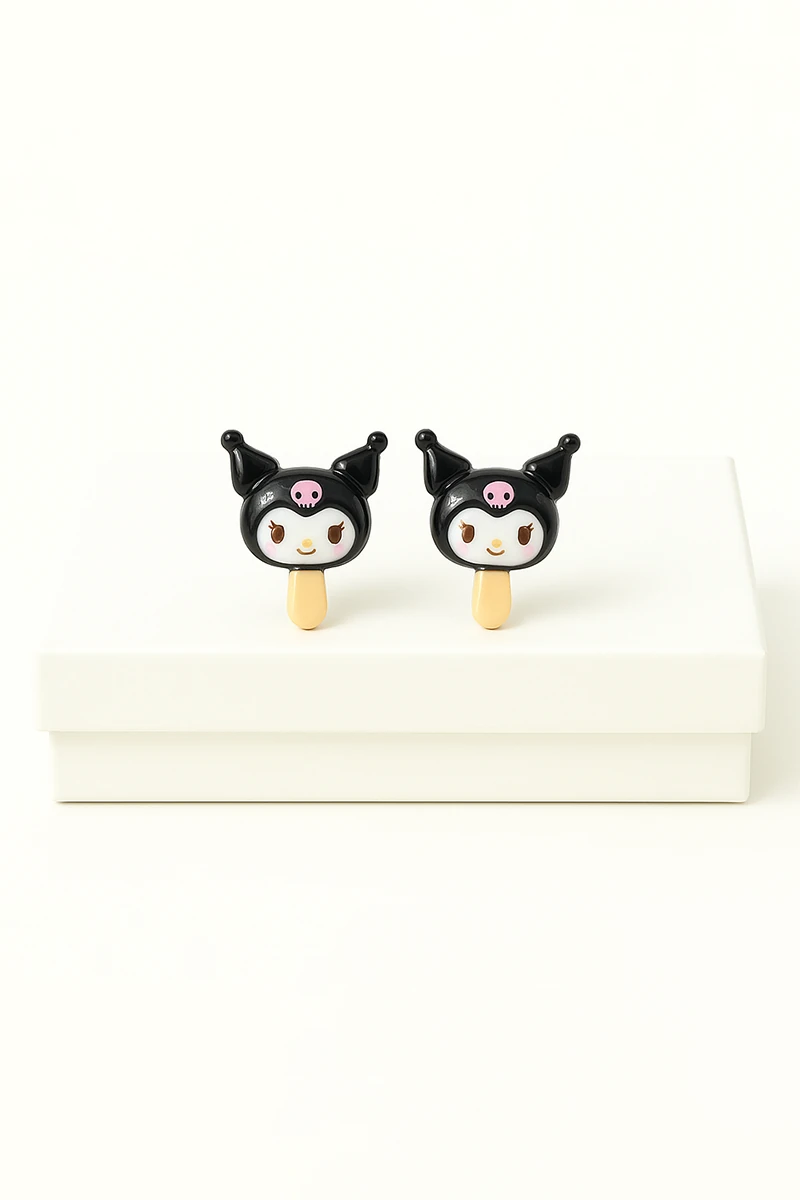 Gümüş İğneli Delikli Kulaklar için Kuromi Tasarımlı Kararmaz Paslanmaz Antialerjik Küpe