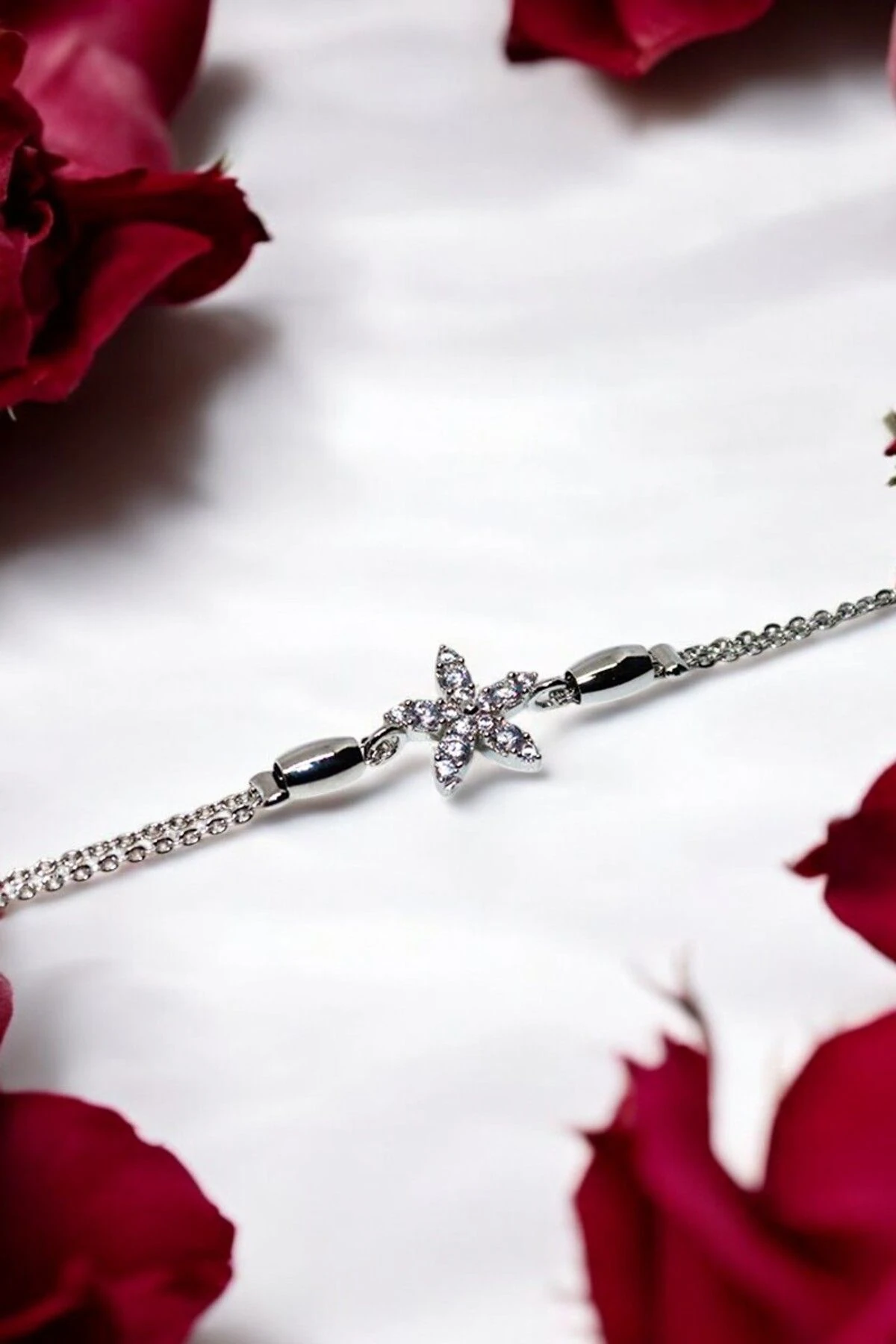 Gümüş Kaplama Çiçek Tasarımlı Gümüş Kaplamalı Zirkon Taşlı Bileklik