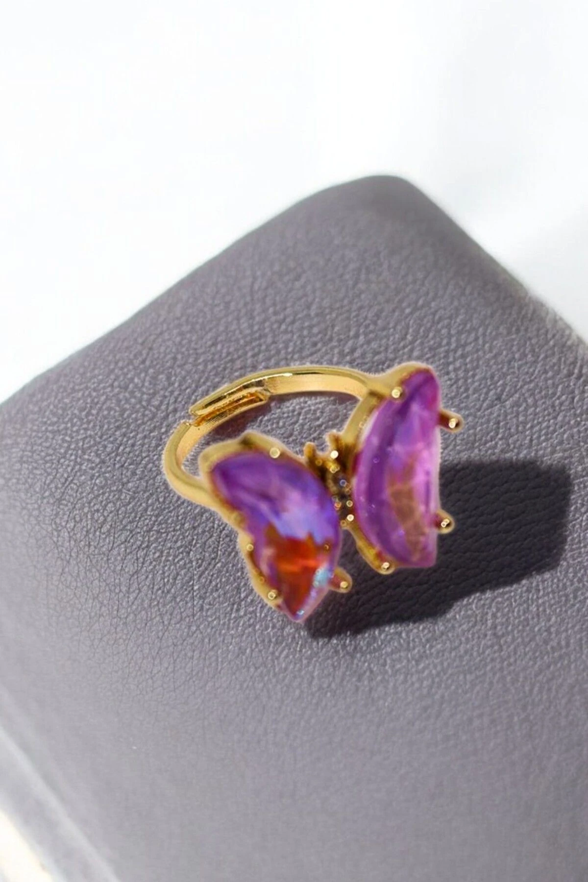 Ayarlanabilir Kelebek Tasarımlı Parlak Taşlı Rengarek Ayarlanabilir Yüzükler