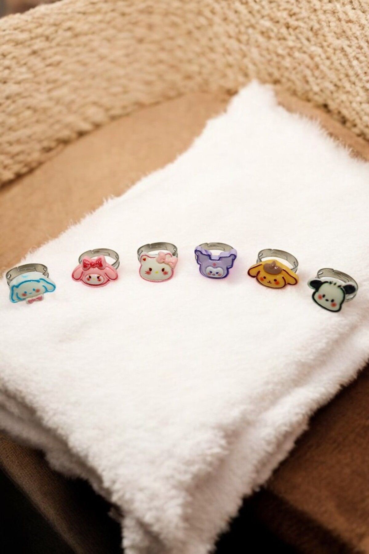 Ayarlanabilir Kuromi Hello Kity Cinnammaroll My Melodi Tasarımlı Rengarek Ayarlanabilir Çocuk Yüzüğü