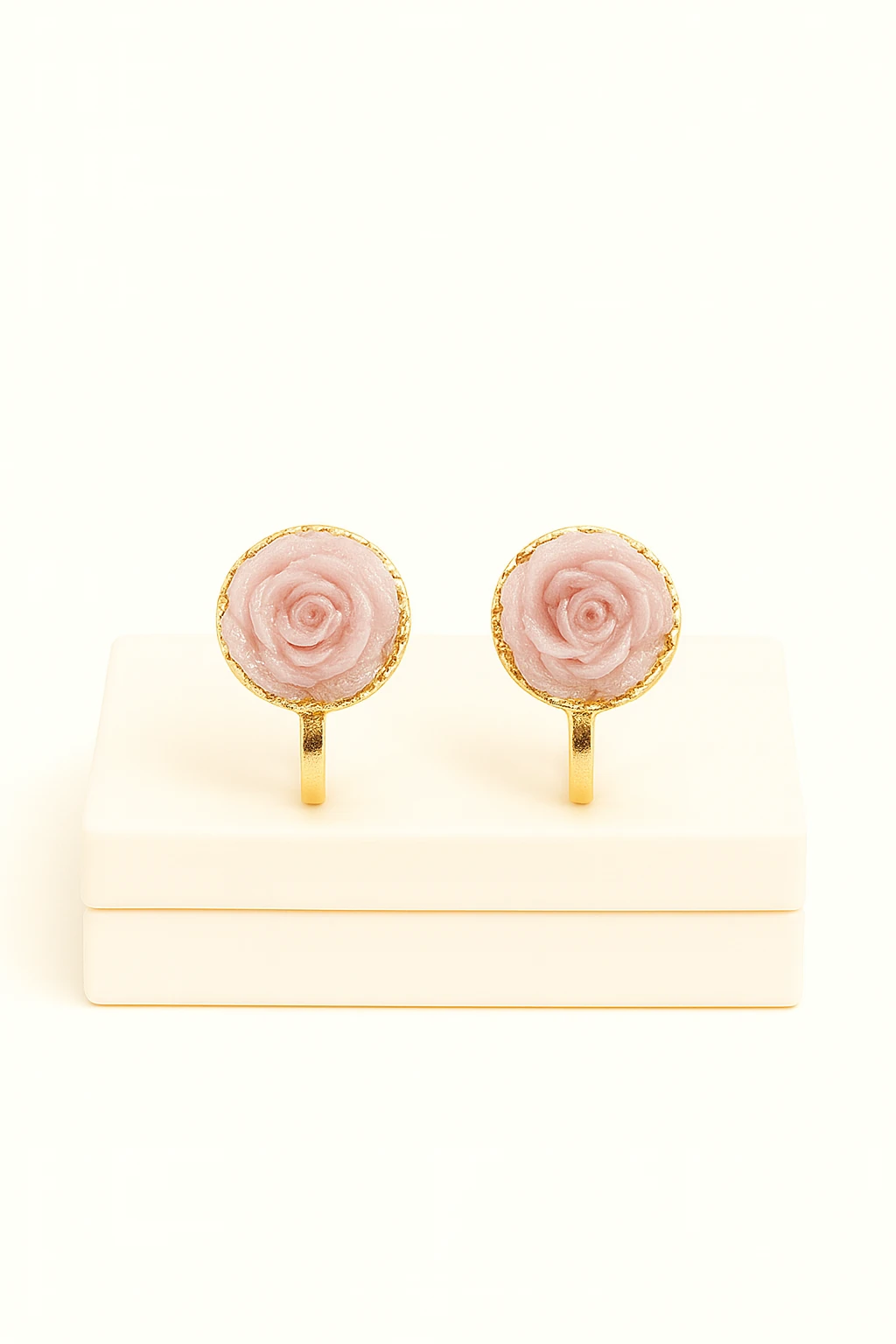 Gül Tasarımlı Çocuklar İçin Renkli Sıkıştırmalı Küpeler